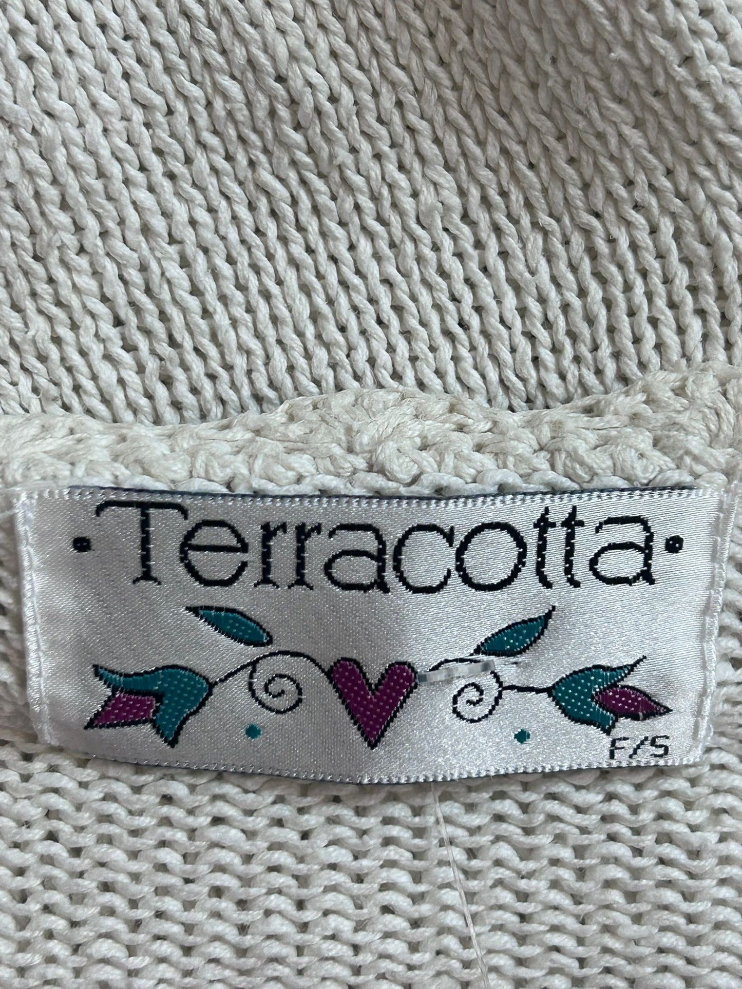 Vintage 90s floral Embroidered knit cardigan. Cottage core. Size small.