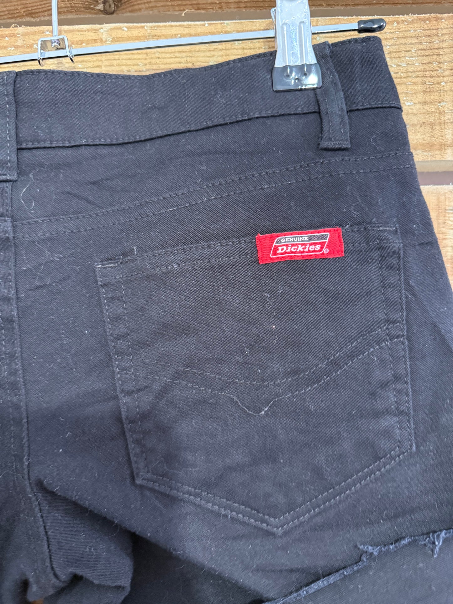 Vintage 90s Dickies black shorts. Workwear. 28” waist