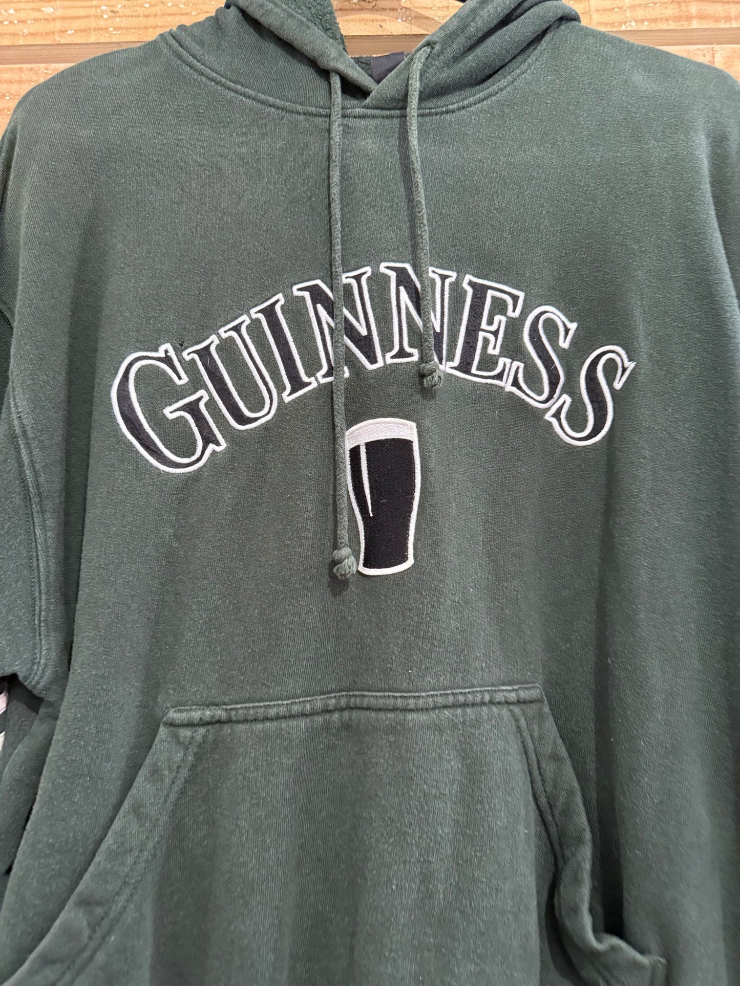 Vintage Y2K Guinness hoodie/ hooded sweater. Green. Size Medium.