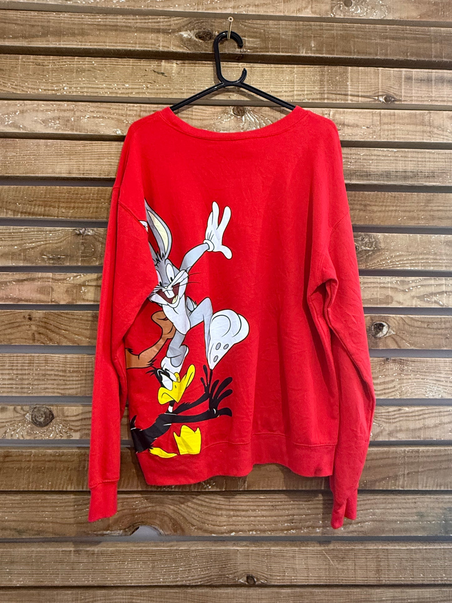 Vintage Y2K Looney Tunes sweater/sweatshirt. Red. Size Medium.
