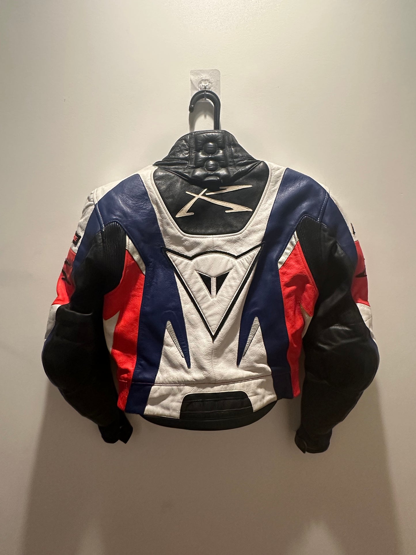Vintage Y2K Dainese leather racing/ biker jacket. Size small.
