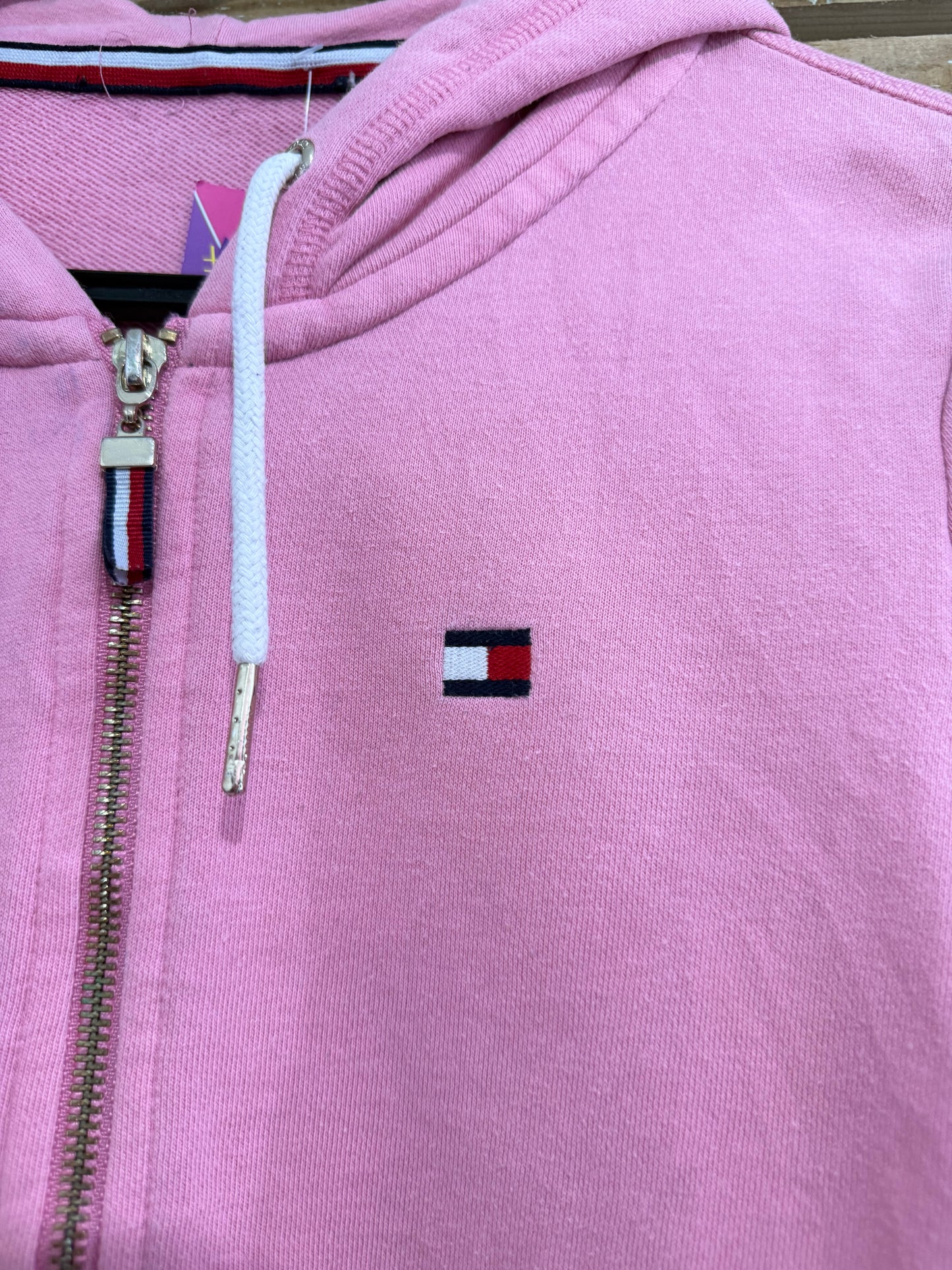 Vintage Y2K Tommy Hilfiger logo hoodie/ hooded sweater. Size XS. Pink