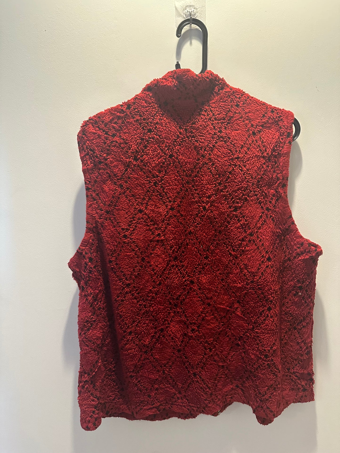 Vintage 90s patterned red fleece. Zip up gilet/ sleeveless. Size Large.