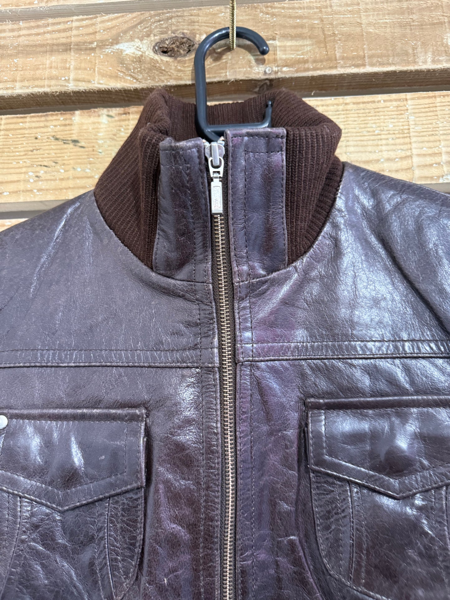 Vintage Y2K Brown leather bomber jacket. Size 10-12