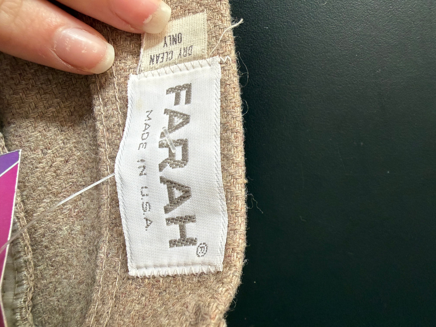 Vintage Farah wool smart suit trousers. 35” waist, 30” leg. Beige.
