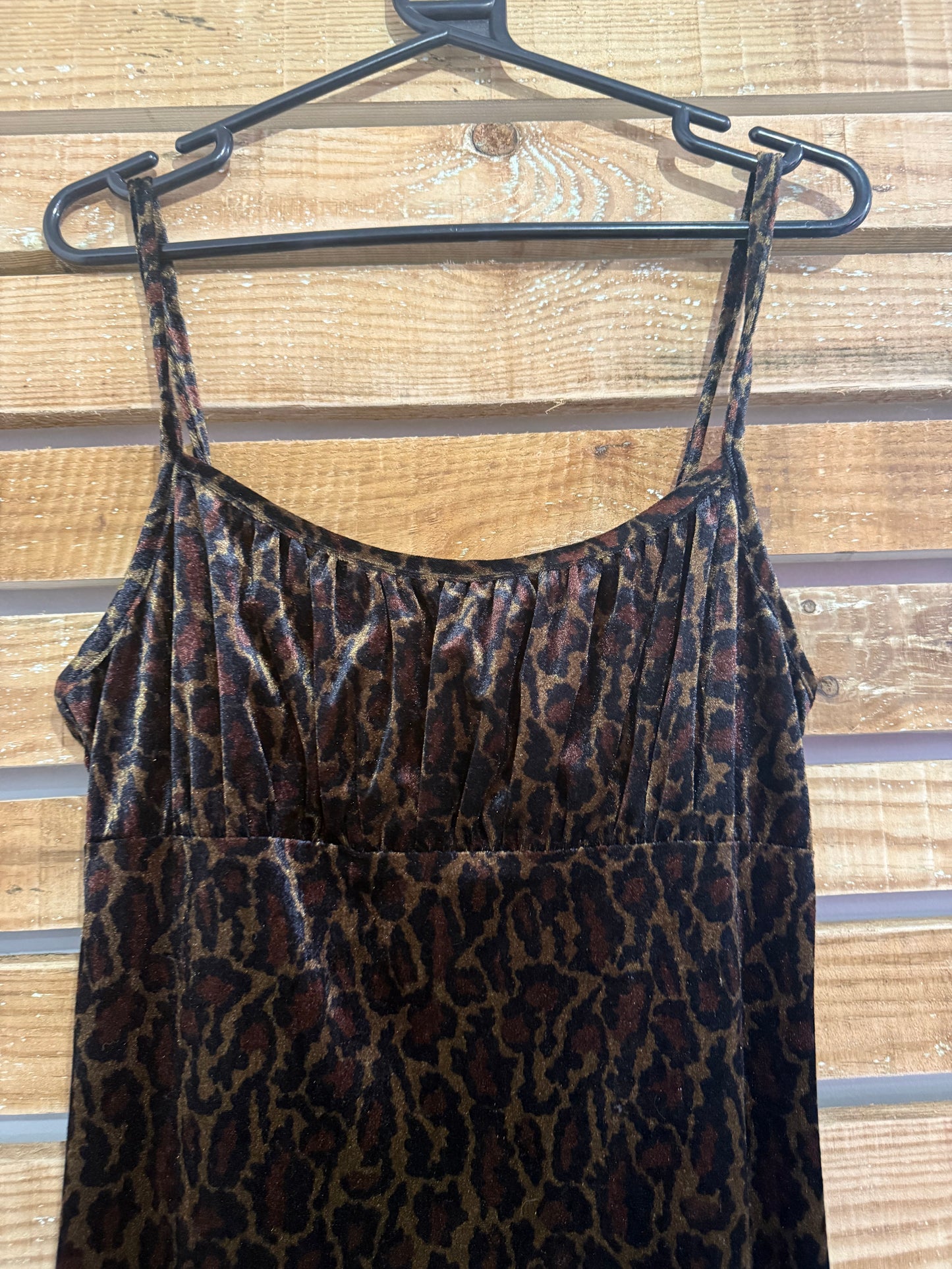 Vintage 90s velvet leopard print maxi dress. Summer/ festival/ evening. Size 10-12