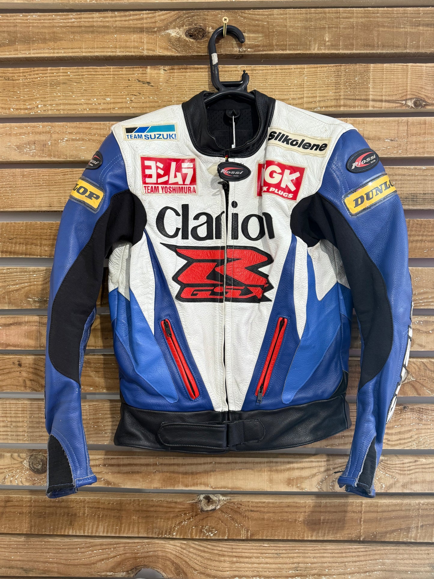 Vintage Y2K Suzuki leather racing/ biker jacket. Size small.