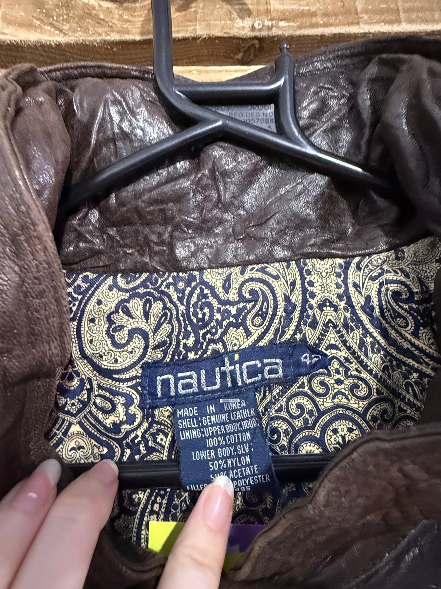 Vintage 90s Nautica leather bomber jacket. Brown. Size Large.