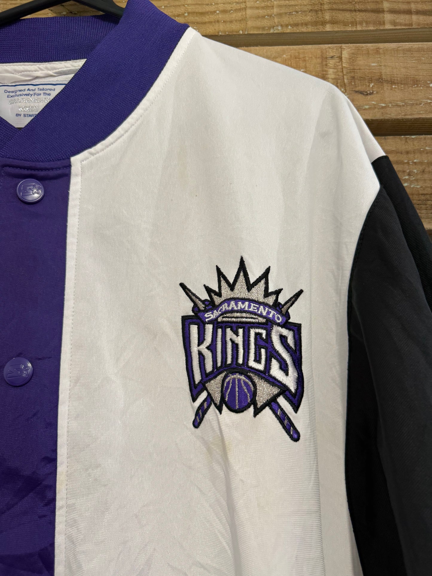 Vintage 90s NBA Sacramento Kings 90S Starter Jersey Warm Up. Size XL