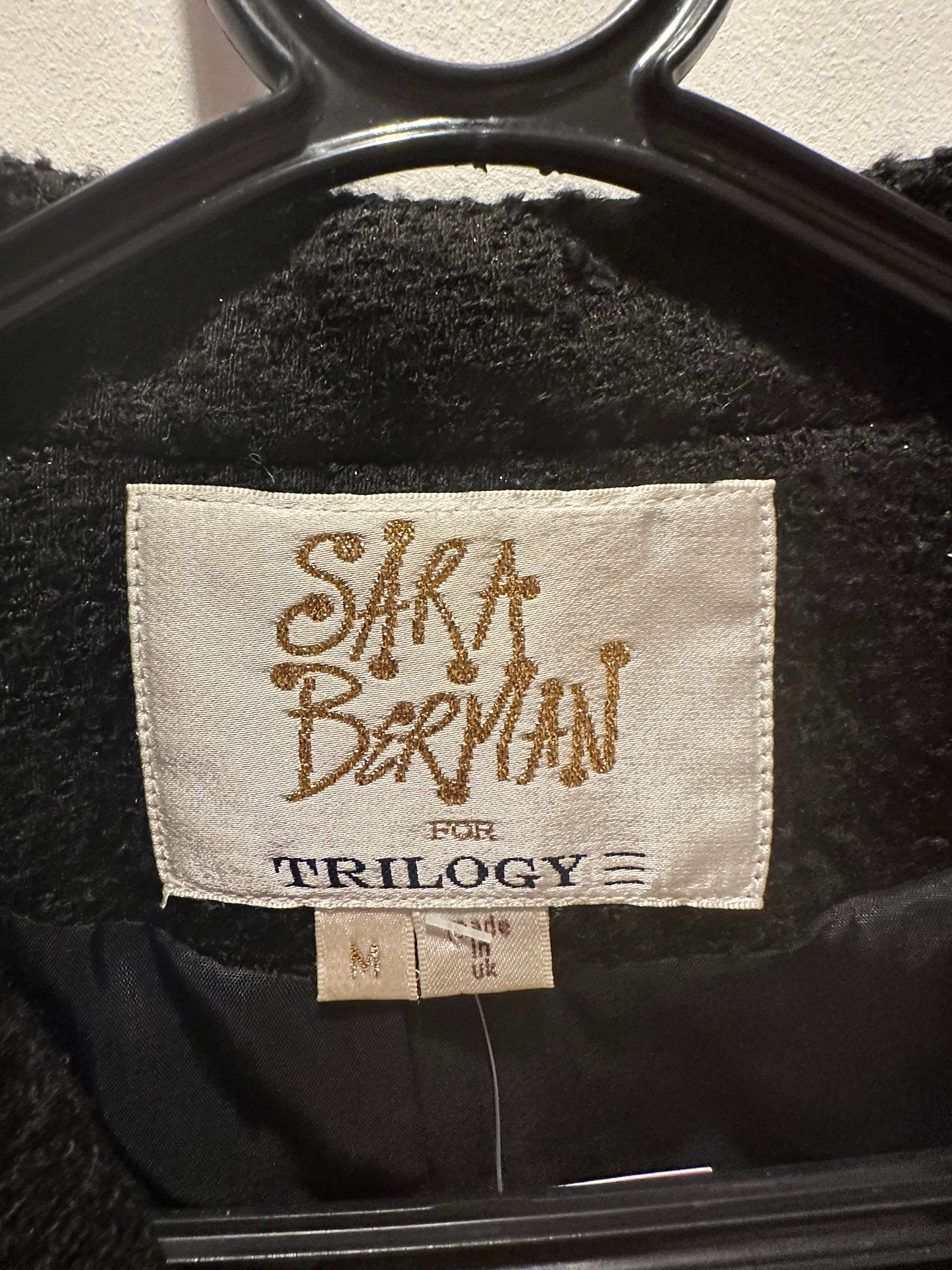 Vintage 90s Sara Berman Black Tweed/ Wool Blazer. Size medium.