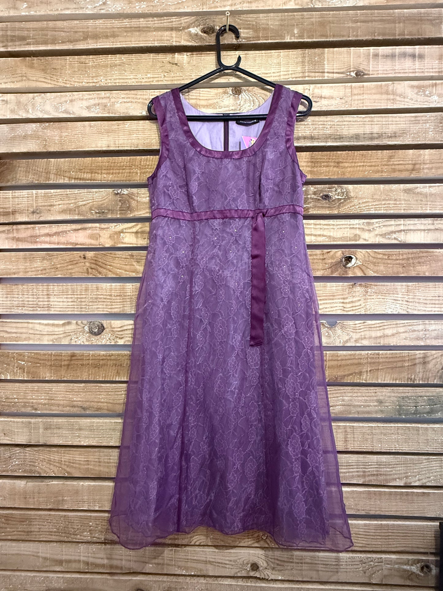 Vintage 80s Betty Barclay party dress. Purple. Prom/ summer. Size 12.