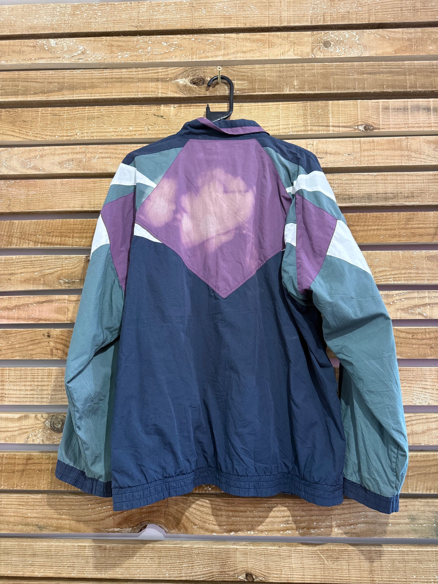 Vintage 80s Puma zip up windbreaker/ shell track jacket. Size Large. Festival.