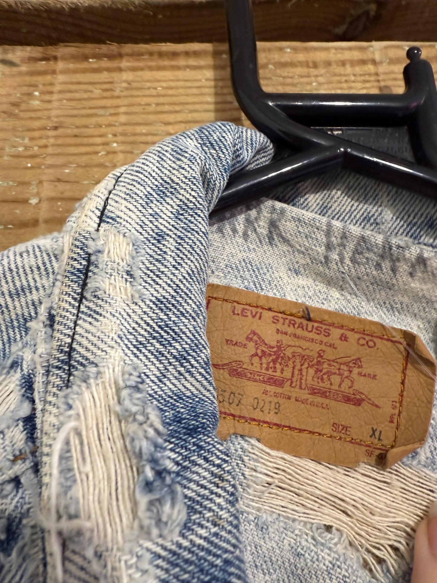 Vintage 80s Levi’s blue denim jacket. Size medium. Distressed/ grunge. Festival.