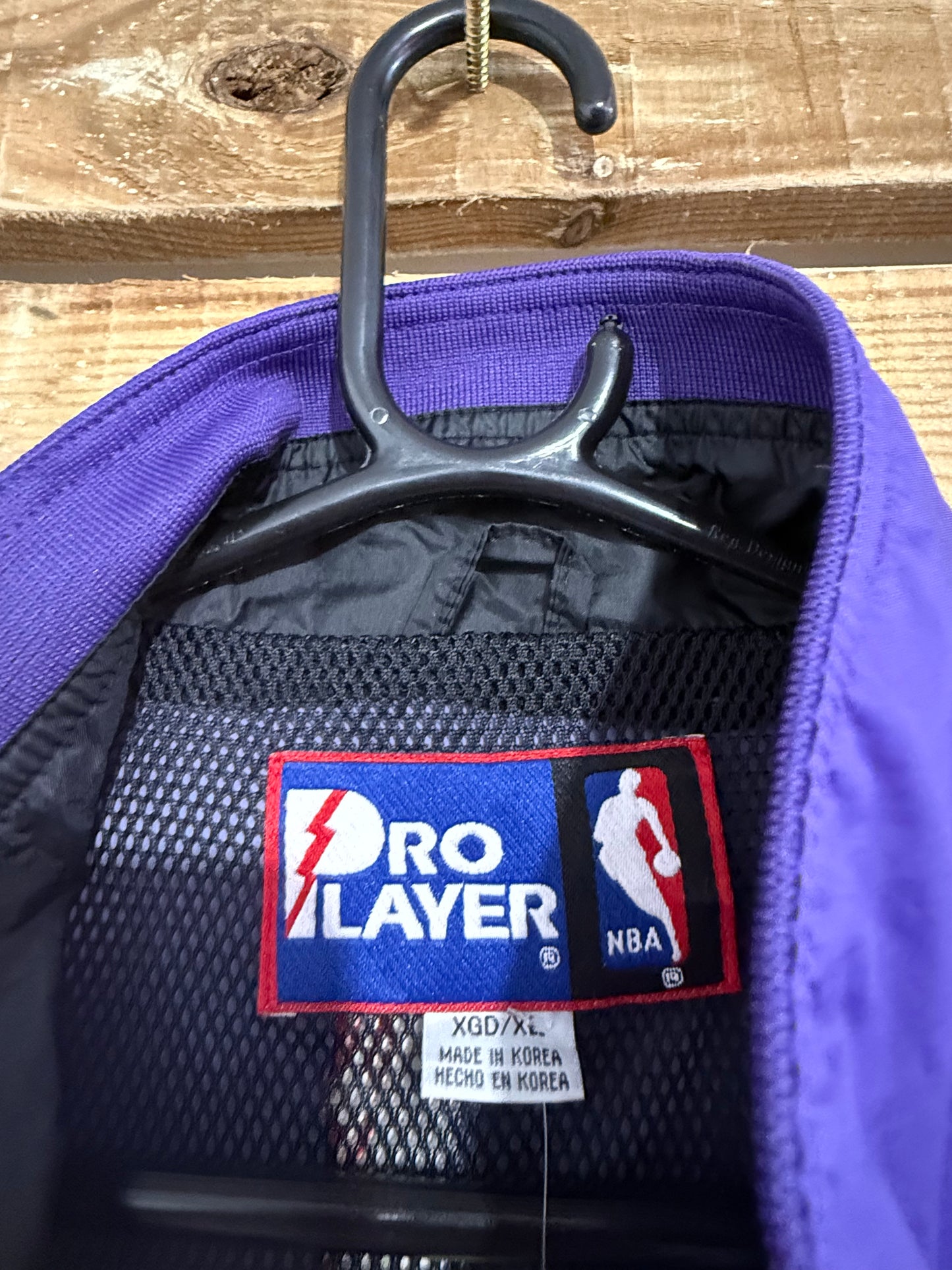 Vintage 90s NBA Pro Player Utah Jazz zip up windbreaker/ shell track jacket. Size XL.