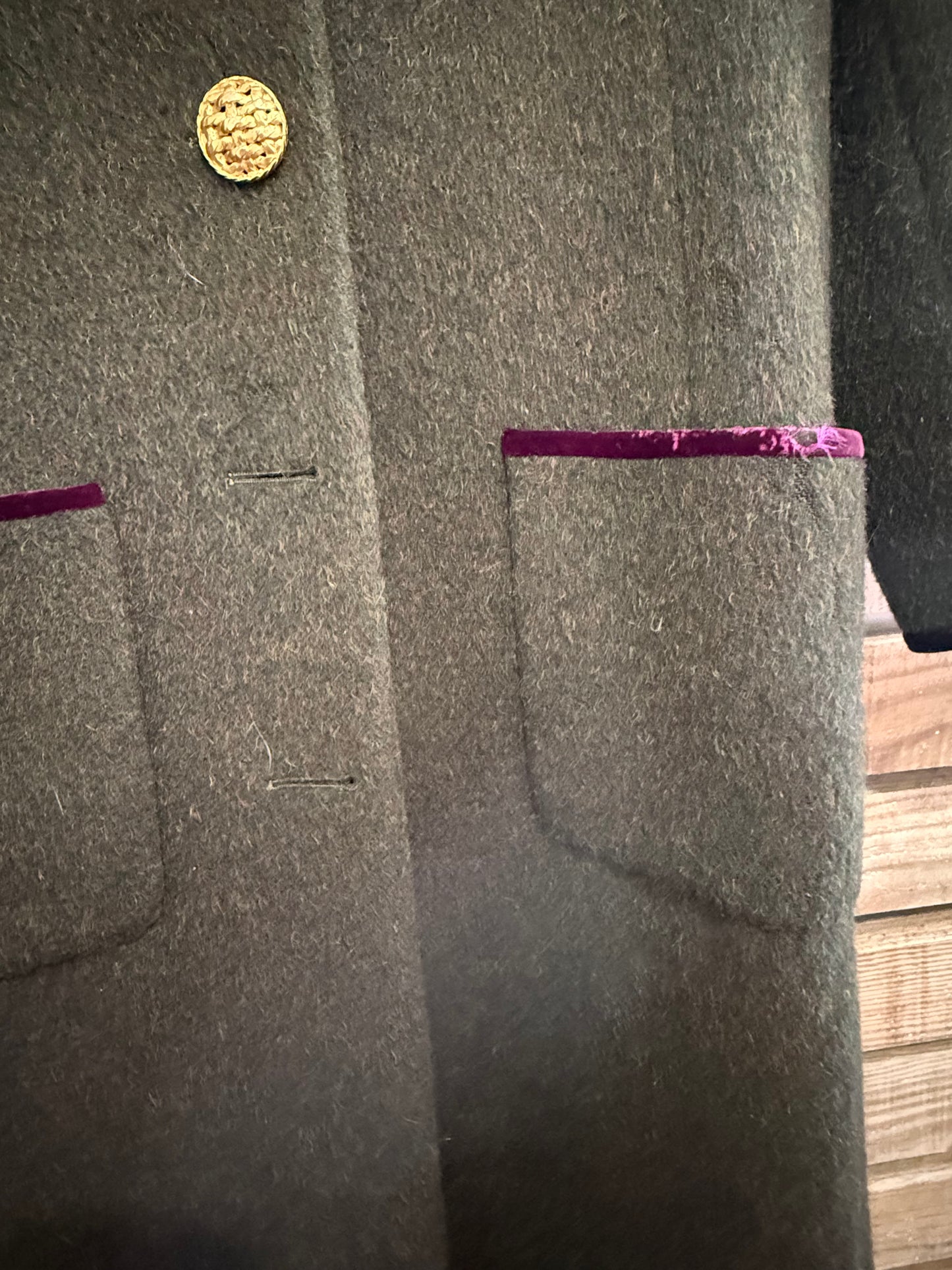 Vintage 90s Chanel Tweed & velvet Coat. Gold buttons. Free sizing.