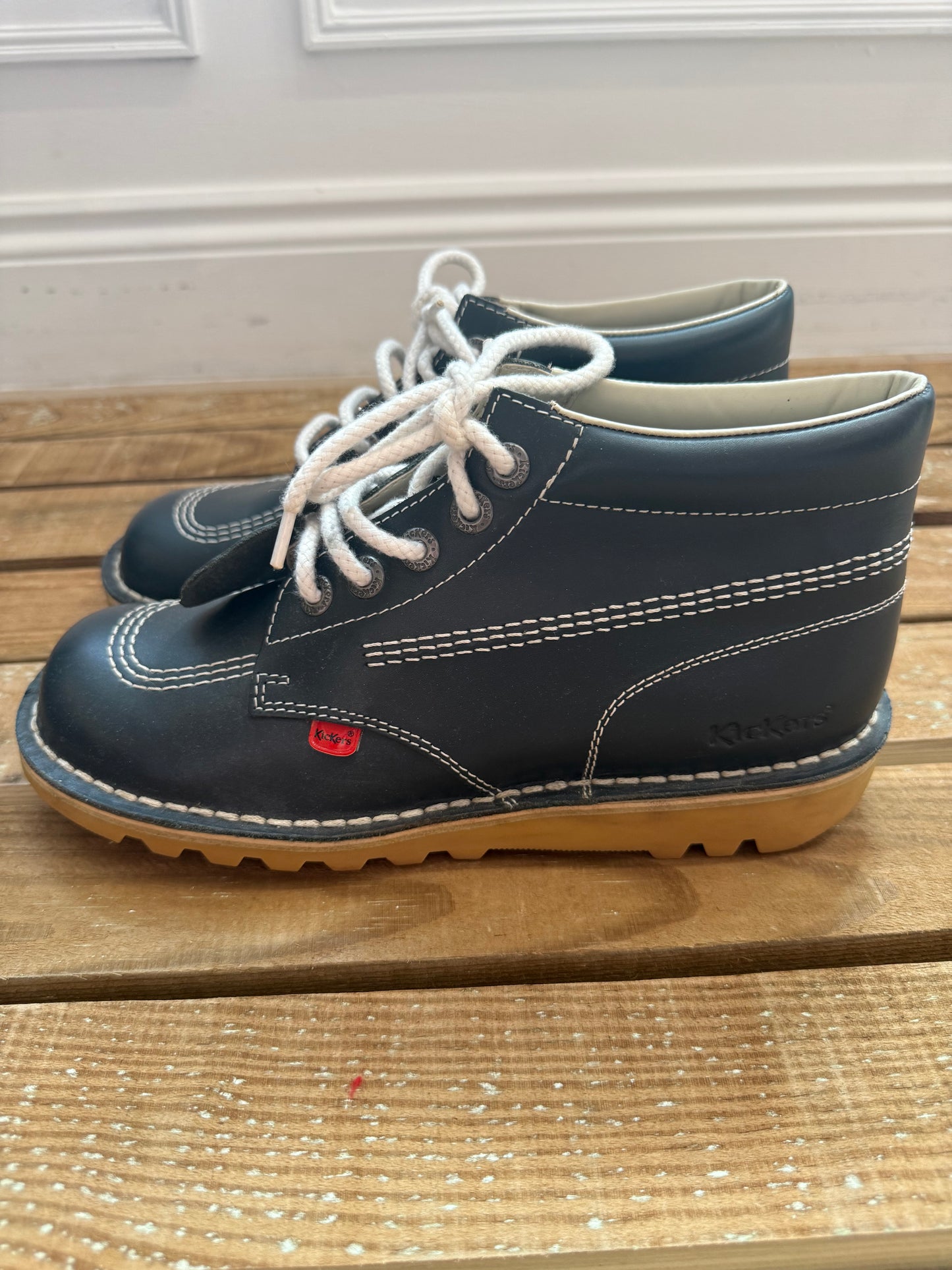 Kickers kick hi unisex boots/ shoes. Navy. EU41. UK7