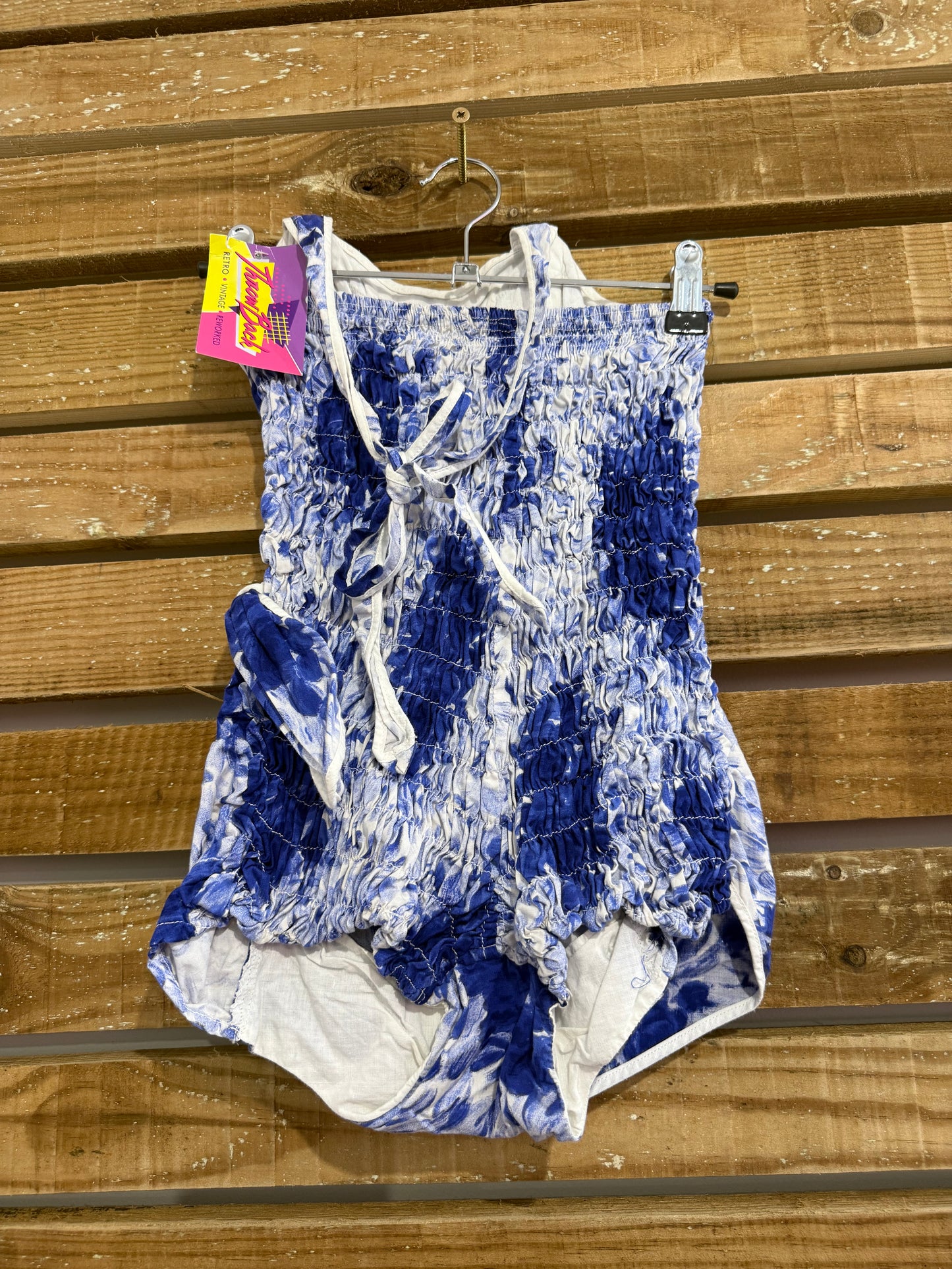 Vintage 50s floral print swimsuit/ bathing suit. Size XS. Rockabilly/ pin up. RARE