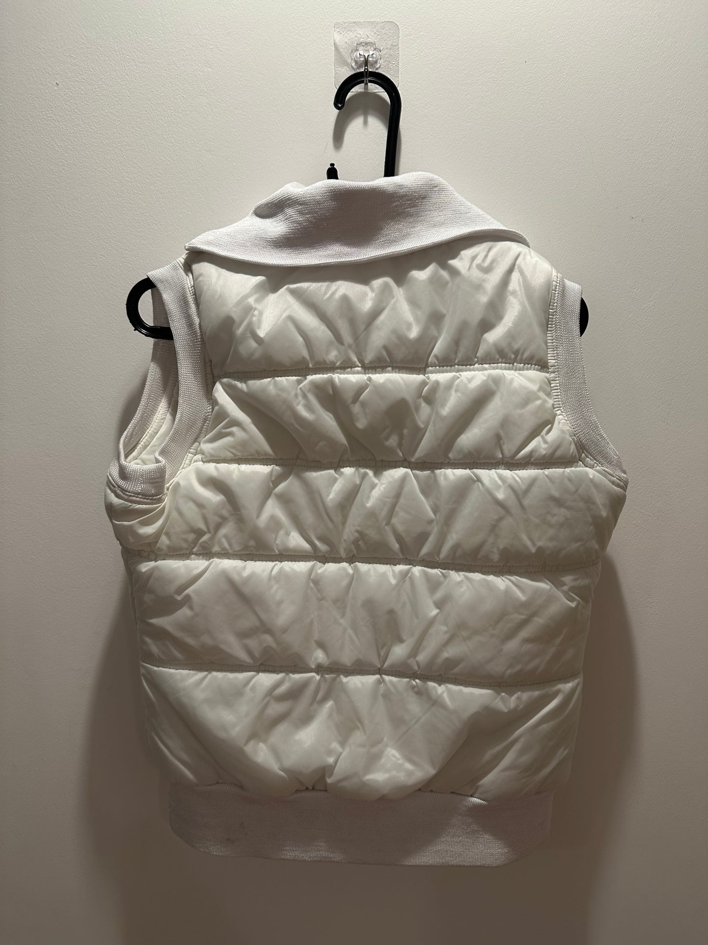 Vintage Y2K RARE Playboy Puffer Gilet. White. Size Medium