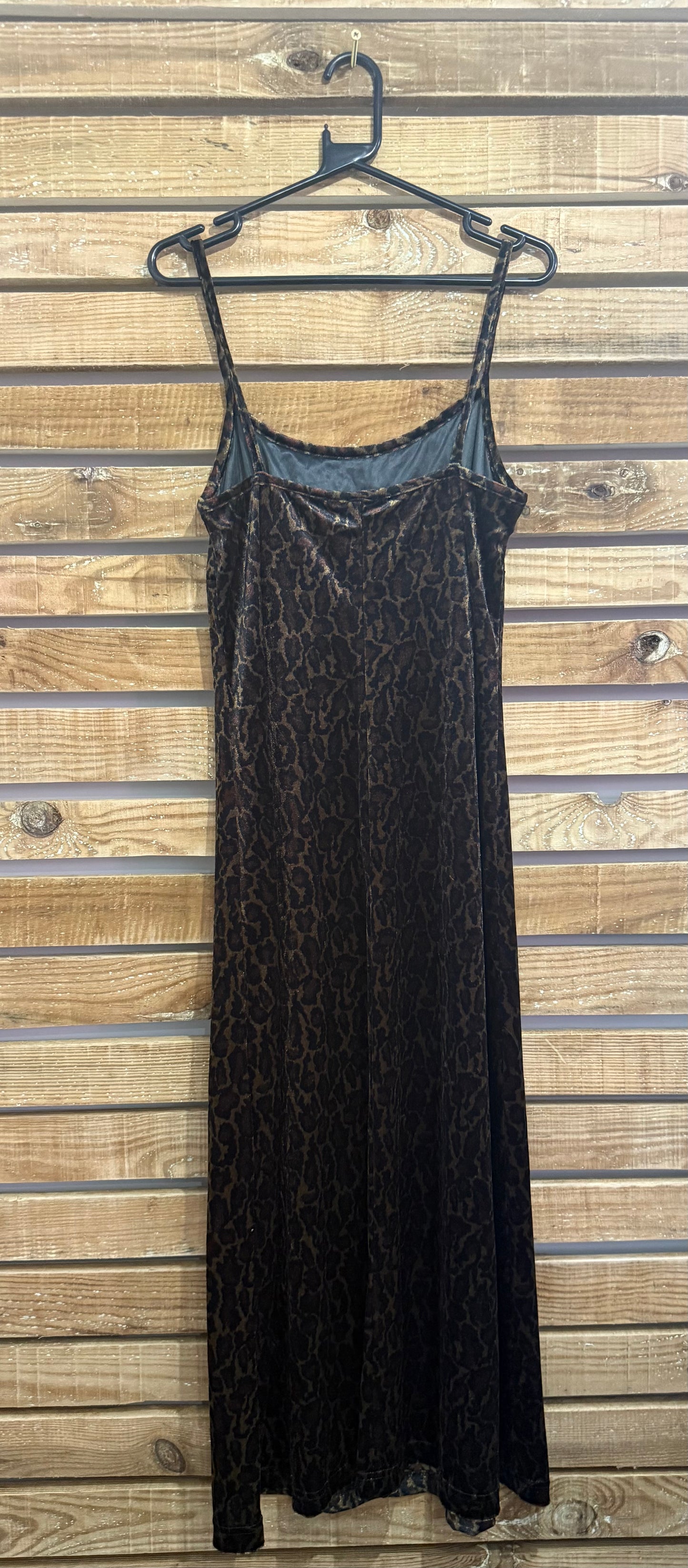Vintage 90s velvet leopard print maxi dress. Summer/ festival/ evening. Size 10-12