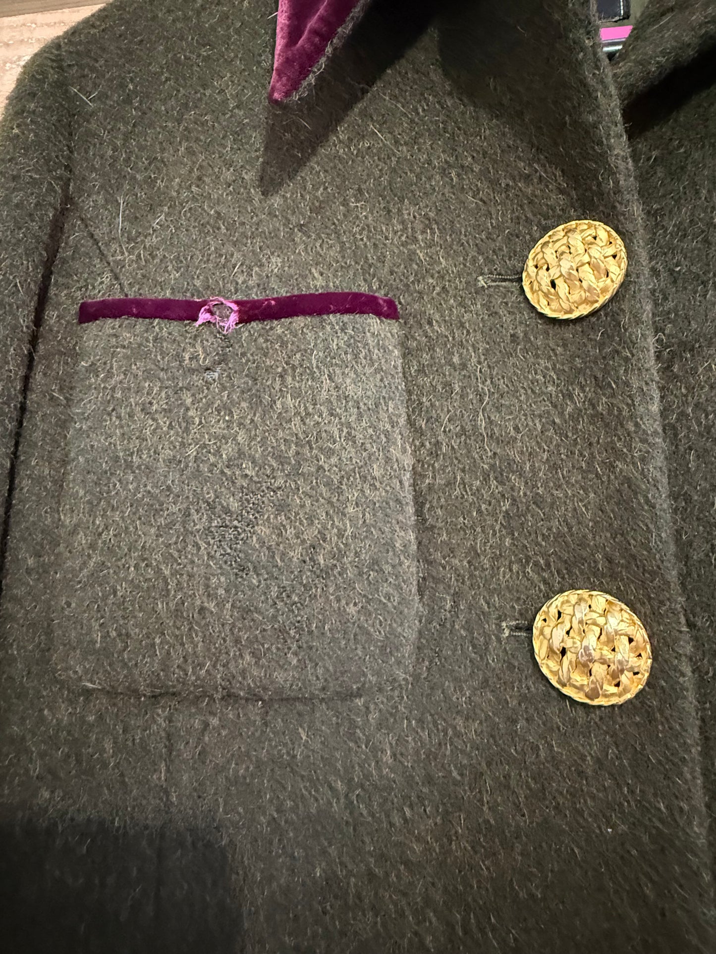 Vintage 90s Chanel Tweed & velvet Coat. Gold buttons. Free sizing.