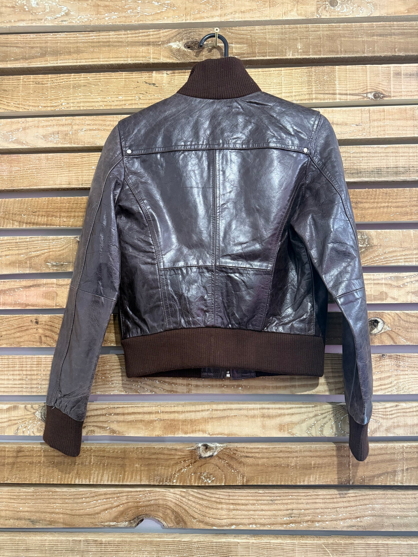 Vintage Y2K Brown leather bomber jacket. Size 10-12