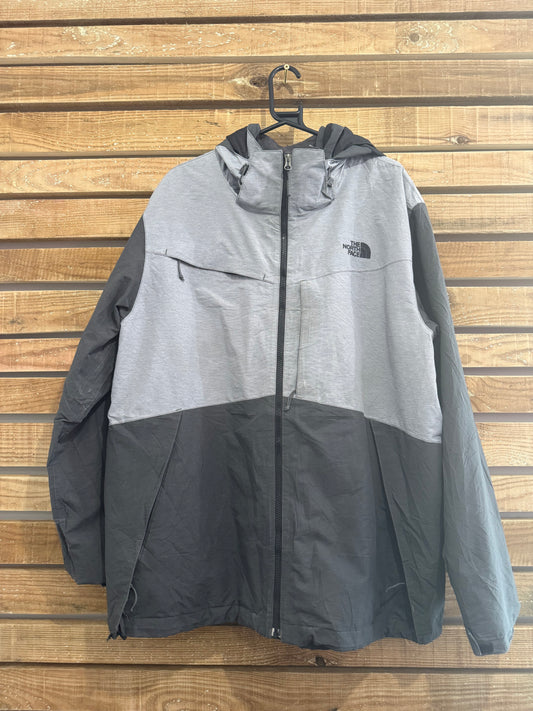 Vintage Y2K The North Face Waterproof Outdoors Jacket/ Coat size XXL. 2 jackets in one.