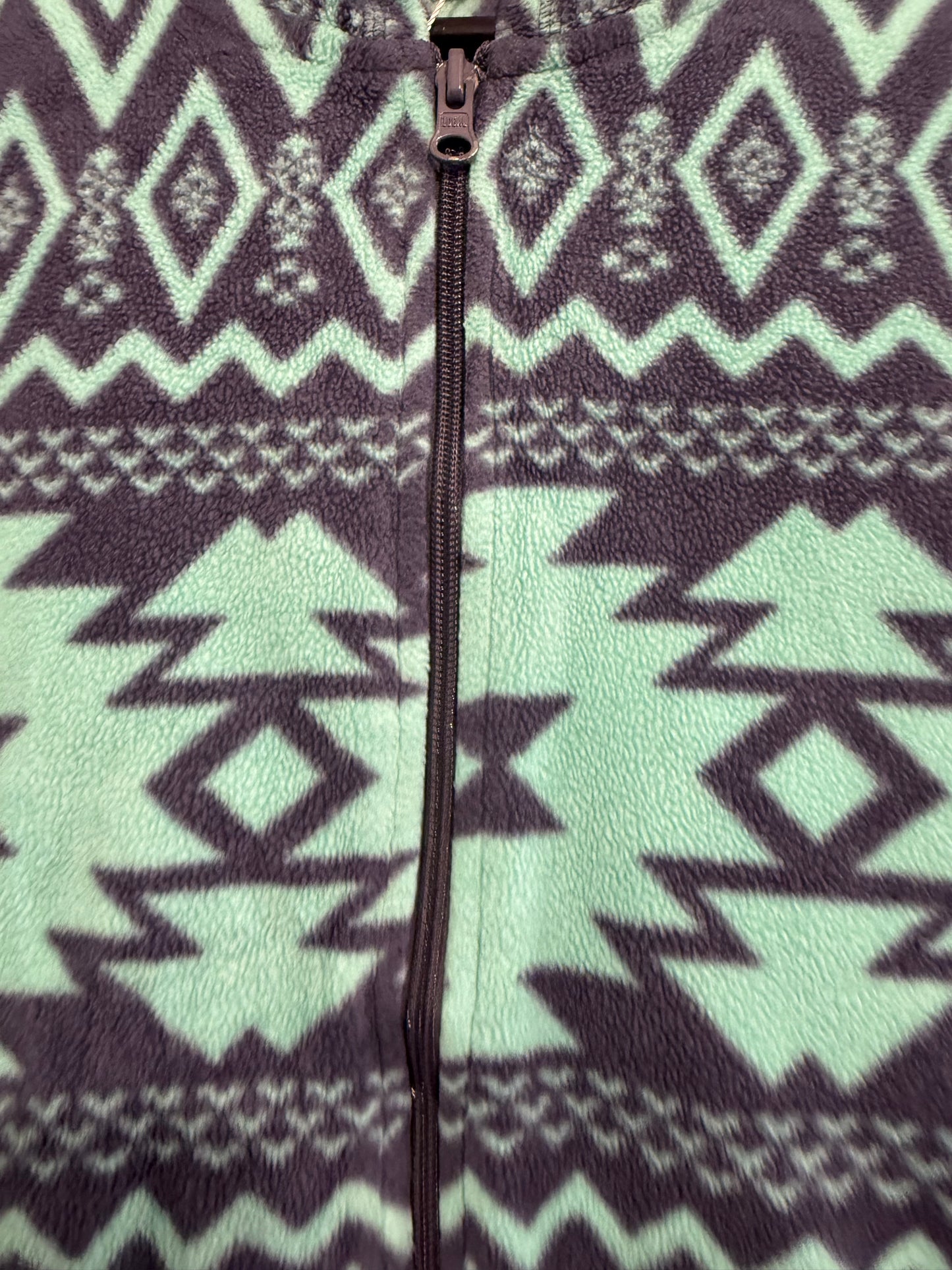 Vintage 90s old navy festive snowflake print zip up fleece jacket. Christmas. Size small.