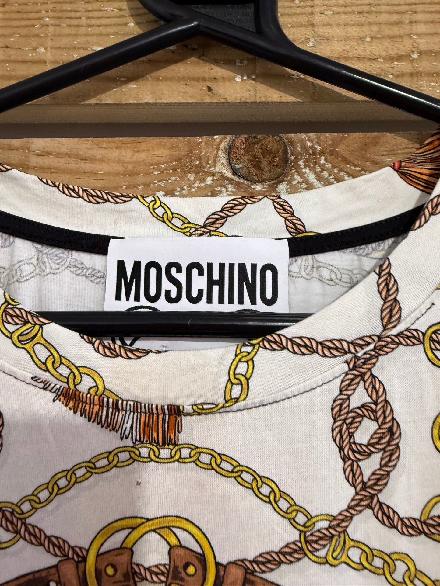 Vintage RARE Y2K Moschino teddy motif T-shirt. Size Medium.