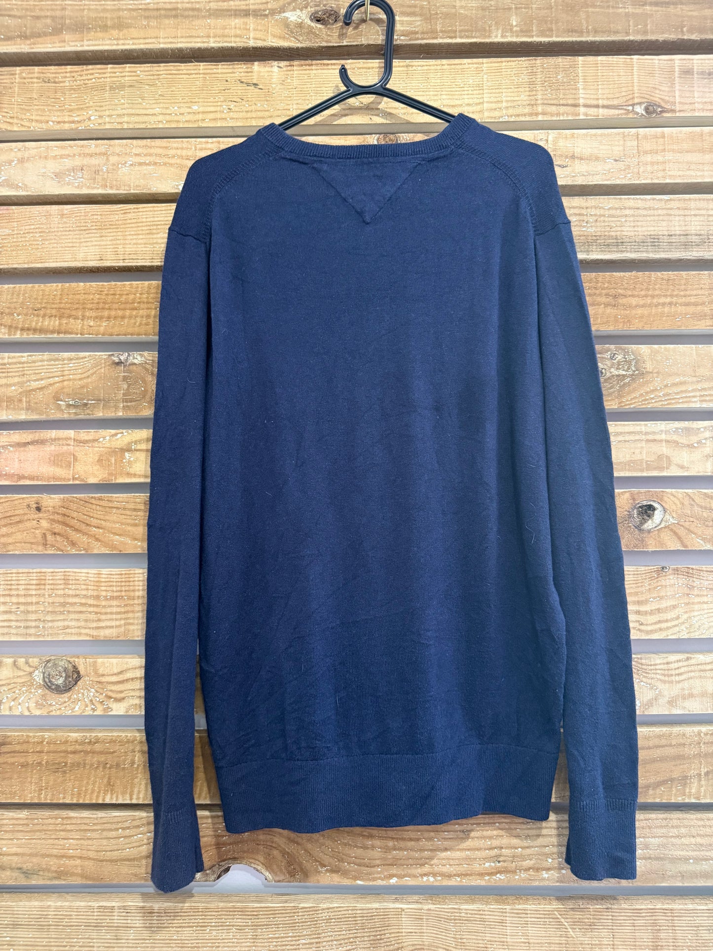 Vintage 90s Tommy cashmere jumper/ sweater. Blue. Size medium.