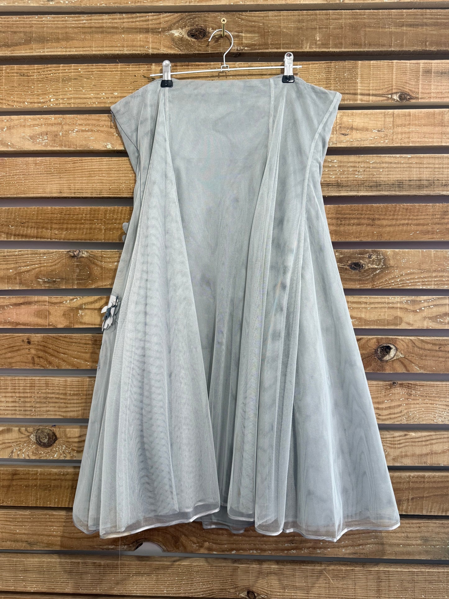 Vintage Y2K Coast couture strapless dress with 3D appliqué flowers. 50s style. Size 12-14. Wedding/ summer/prom.