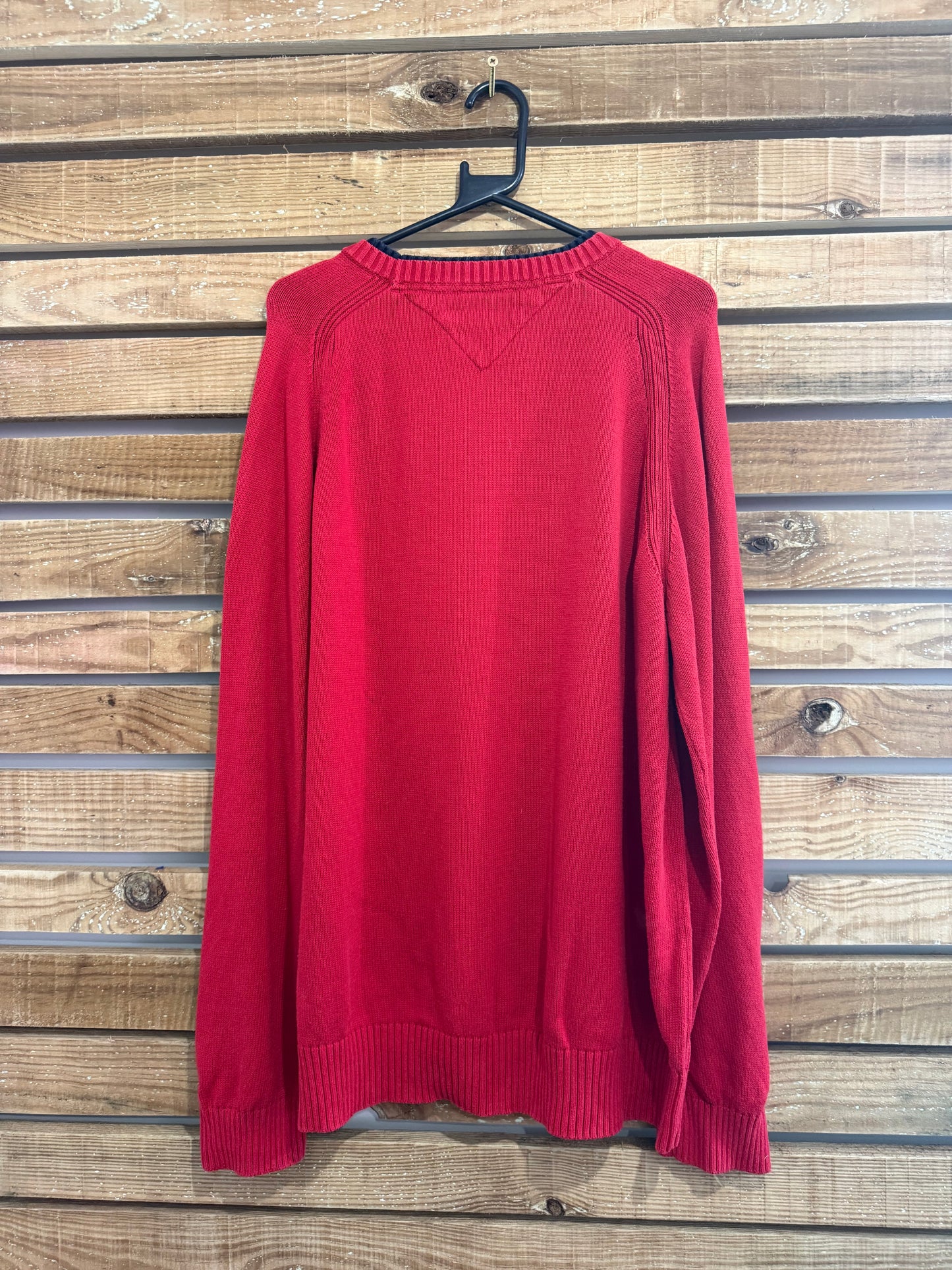 Vintage 90s Tommy Hilfiger cotton jumper/ sweater. Red. Size XXL.