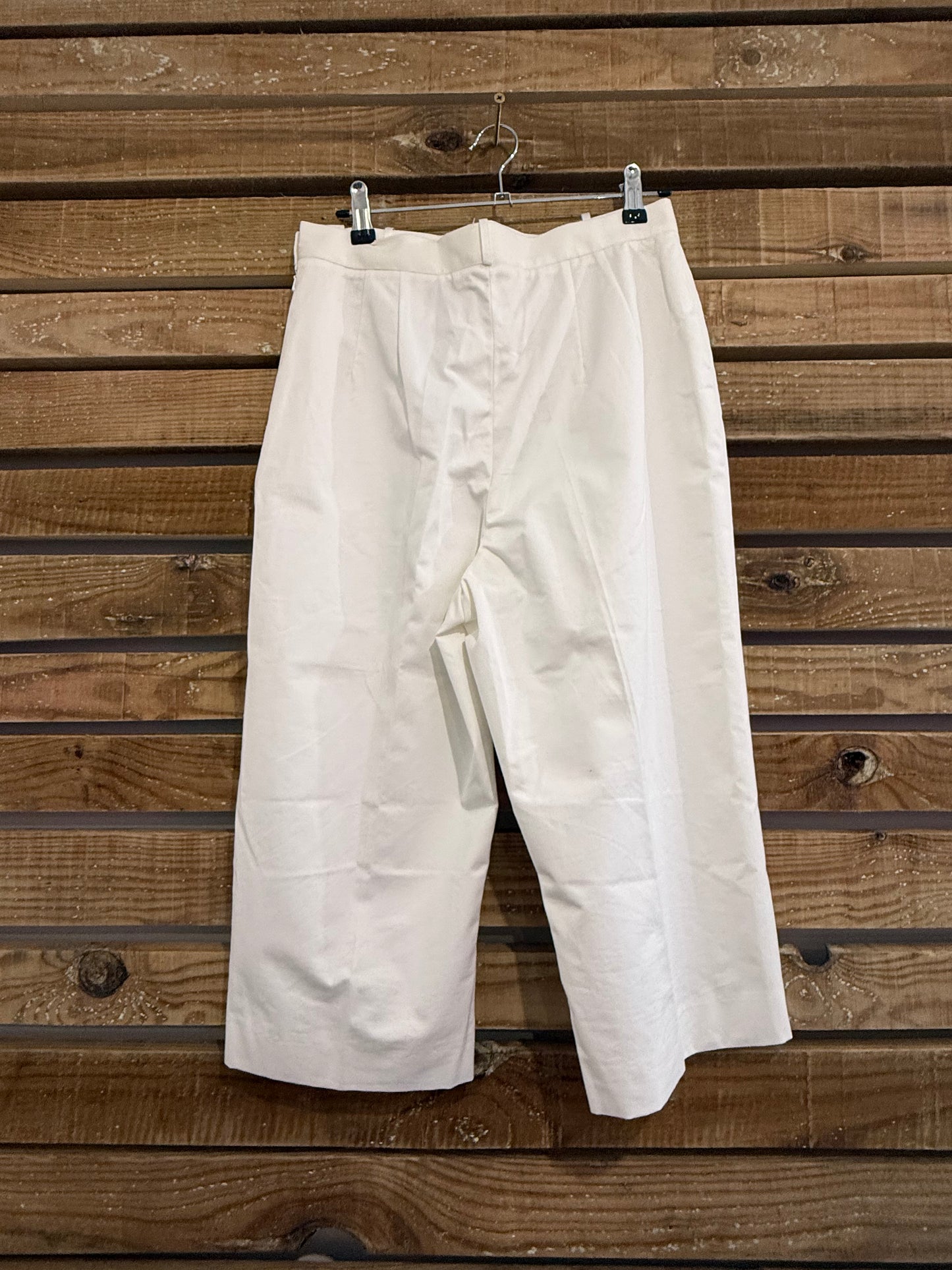 Vintage 80s, 50s style, Aquascutum capri pants/ cropped trousers. Summer. Size 12