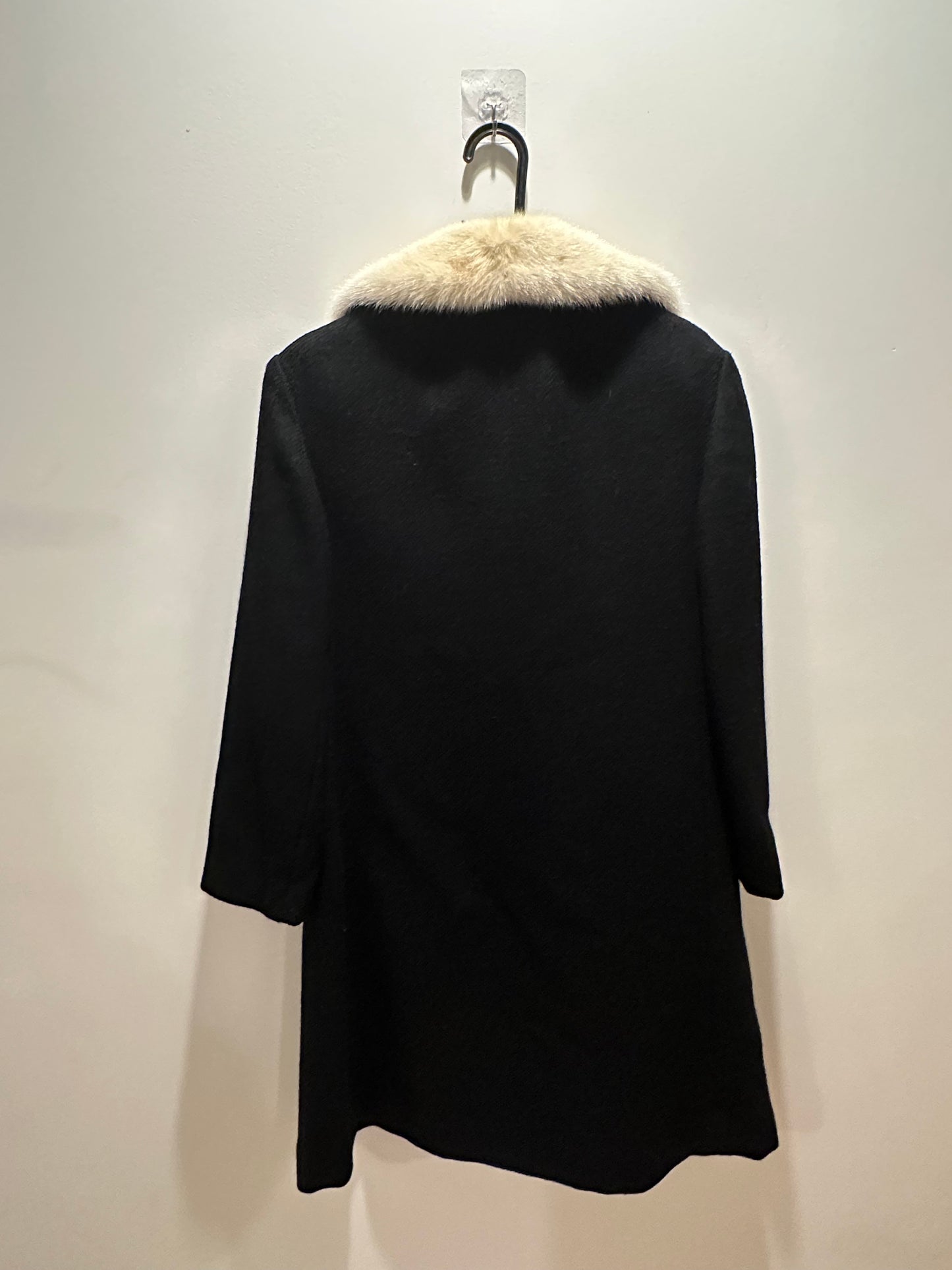 Vintage 60s English Lady Coat with mink fur collar. Black wool