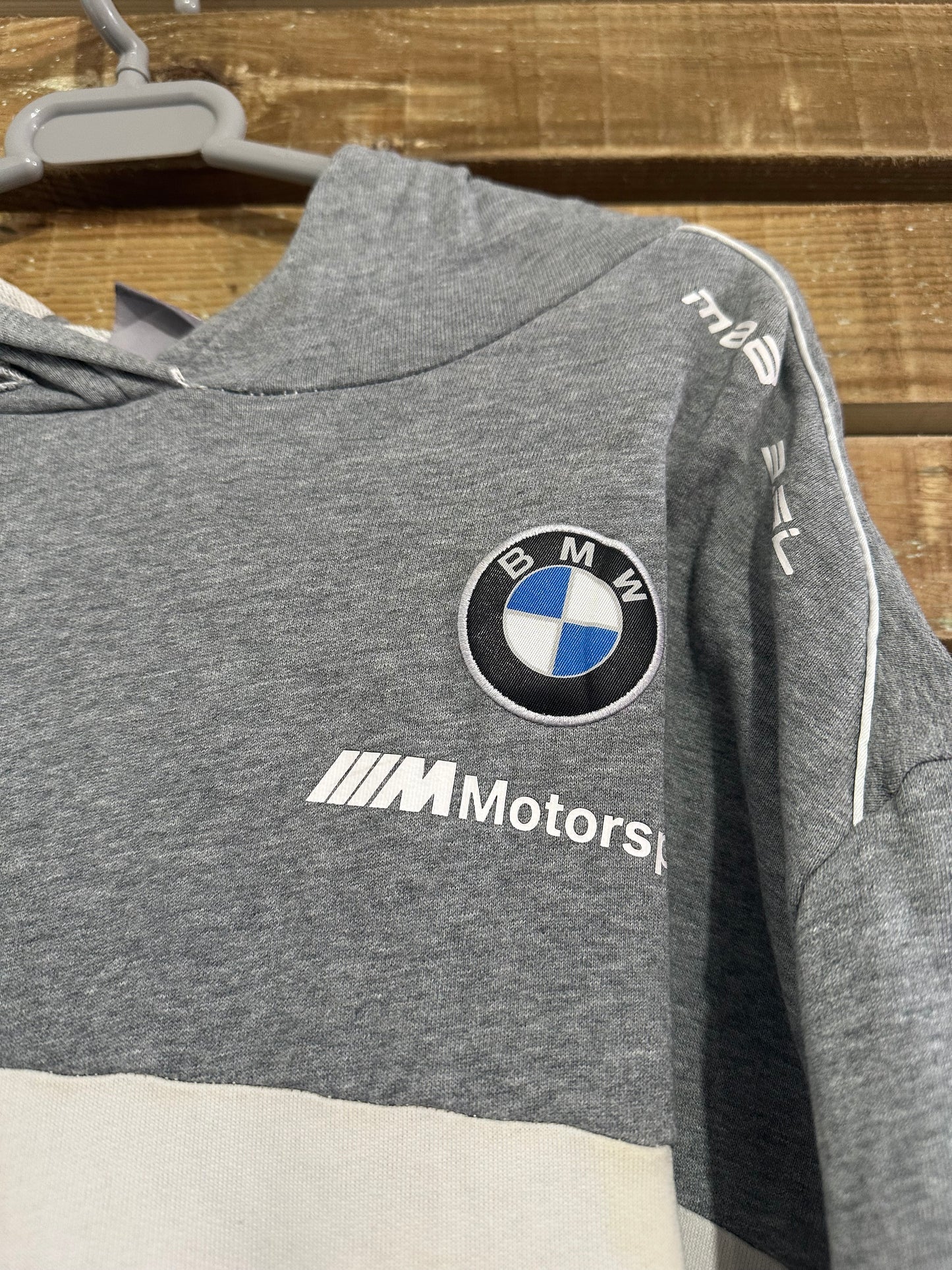 Vintage 90s BMW motorsports Spell-out hoodie. Hooded sweater. Grey. Size Medium