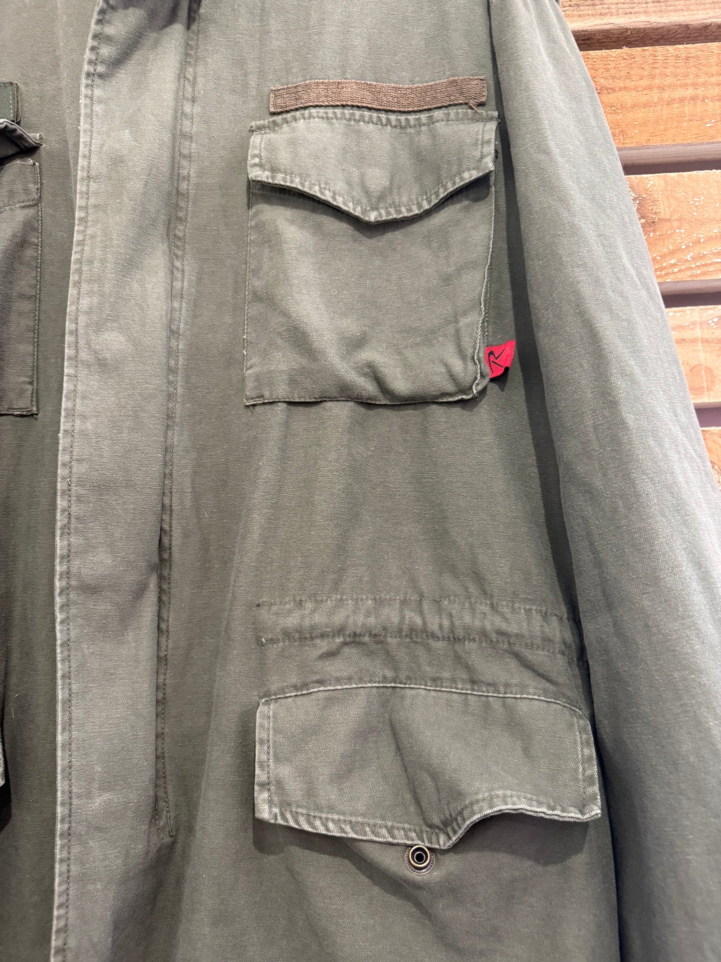 Vintage 90s M65 Rothco khaki army Field Jacket. Size XL.