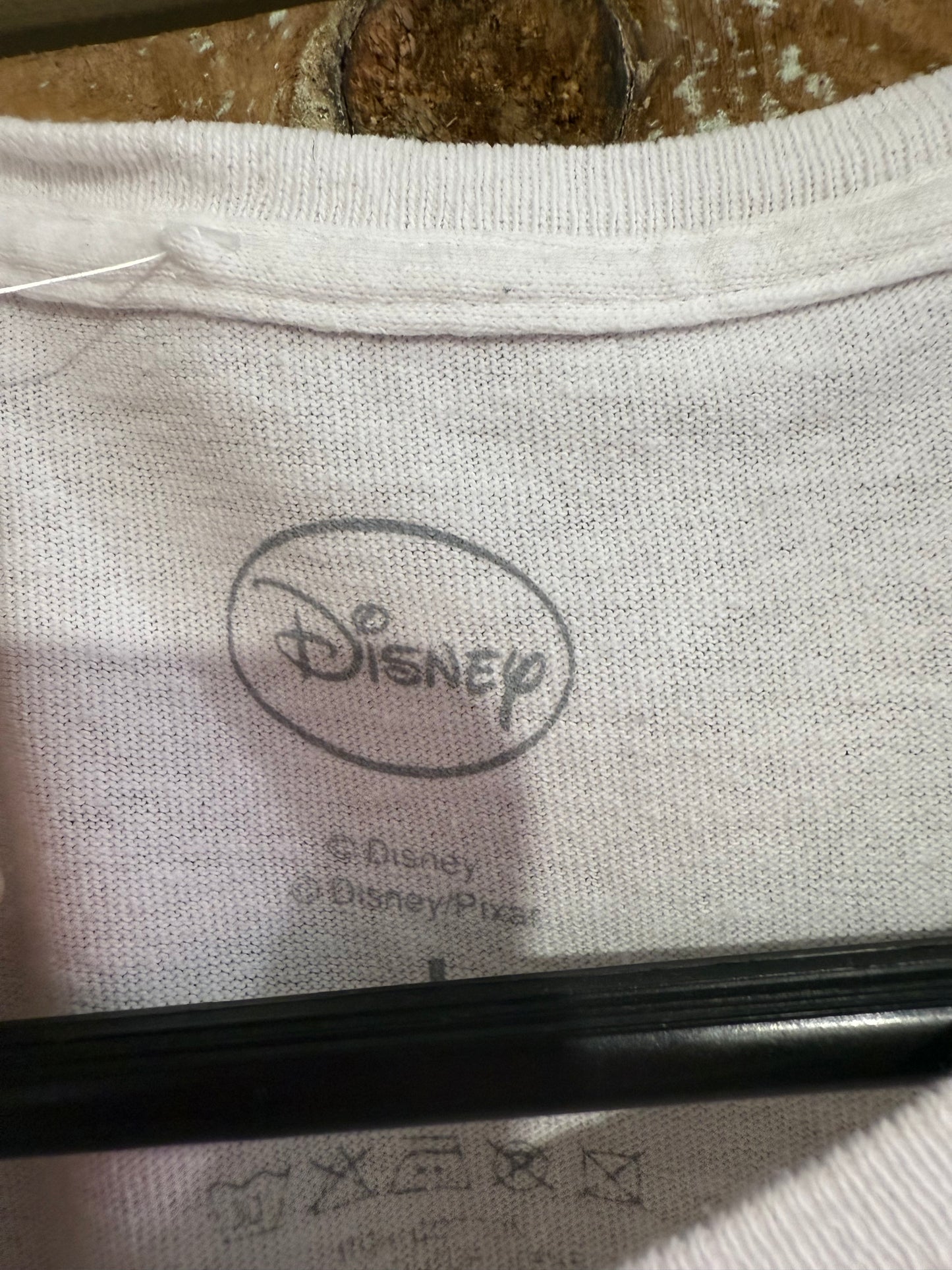 Vintage Y2K Disney Mickey Mouse T-shirt. Size Large.