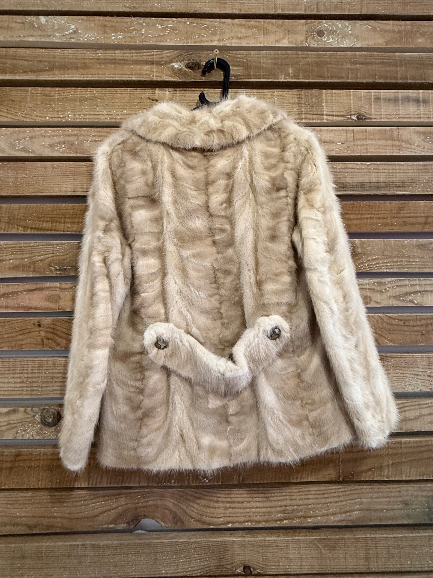 Vintage 60s white Mink Fur Jacket. Free sizing up to a size 16.