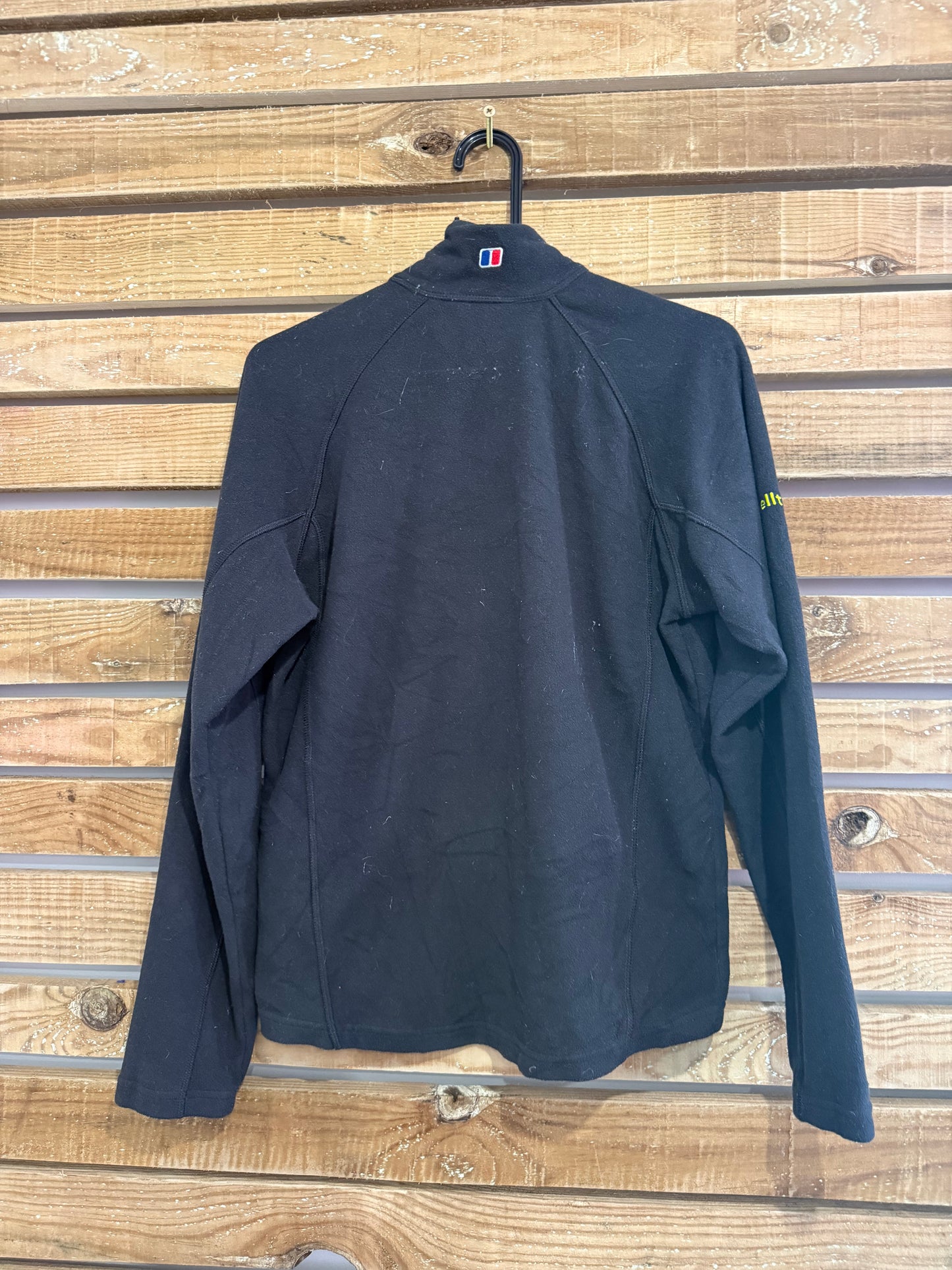 Vintage 90s Berghaus 1/4 zip fleece. Black. Size Small. Hiking/ outdoors.