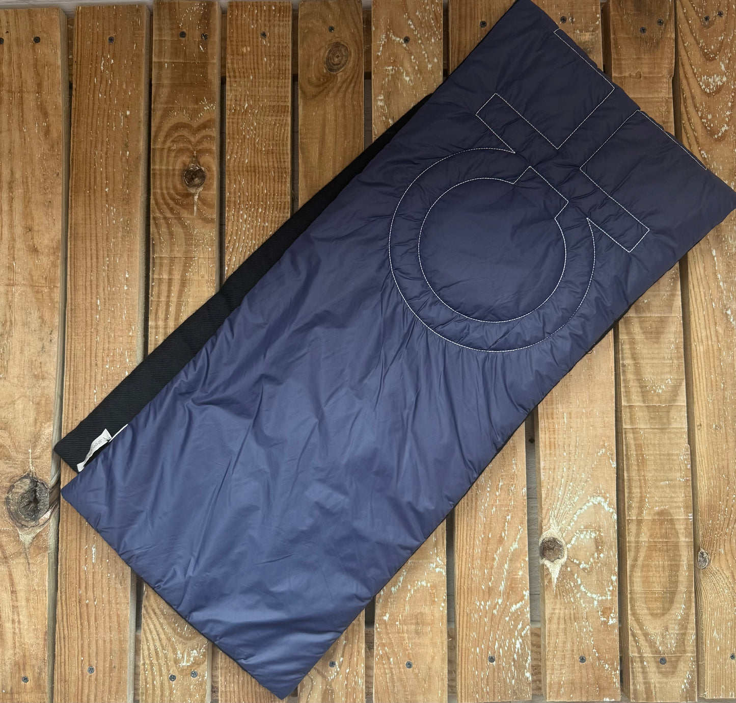 BNWOT Jimmy Choo Nala padded scarf. Navy.