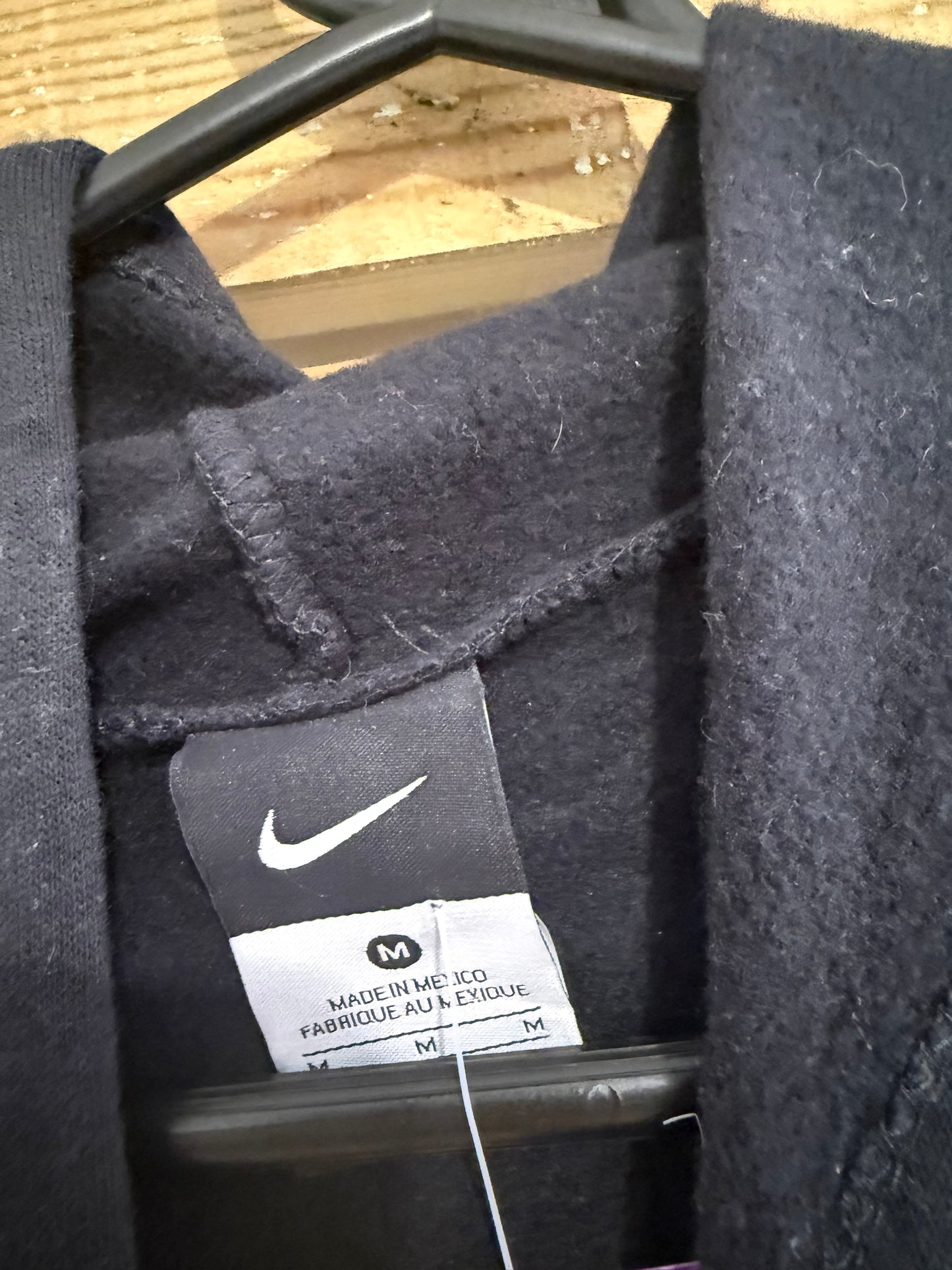 Vintage Y2K Nike Pinecrest Patriots hoodie/ hooded sweater. USA/ American. Black. Size Medium.