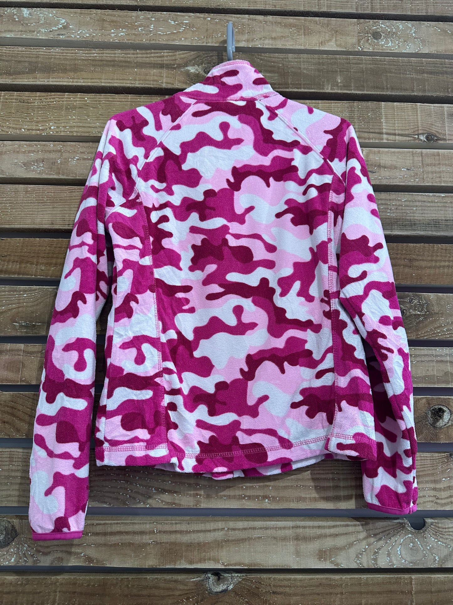 Vintage 90s camo patterned fleece. Zip up. Size Small.