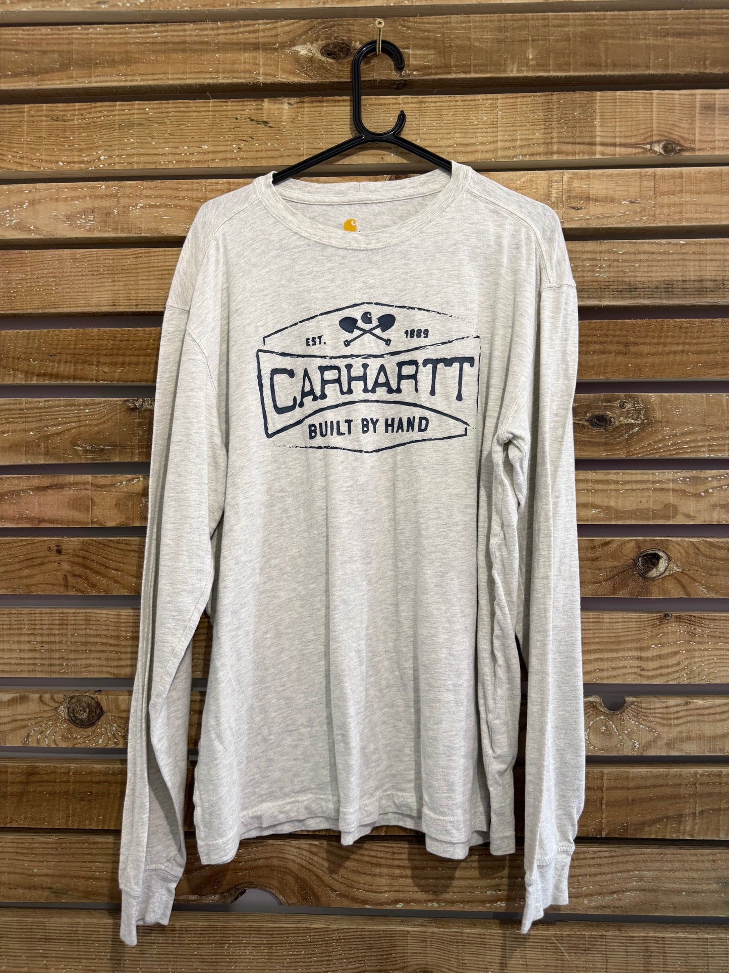 Carhartt built by hand long sleeved logo t-shirt. Workwear/ cowboy/ USA. Size Large.
