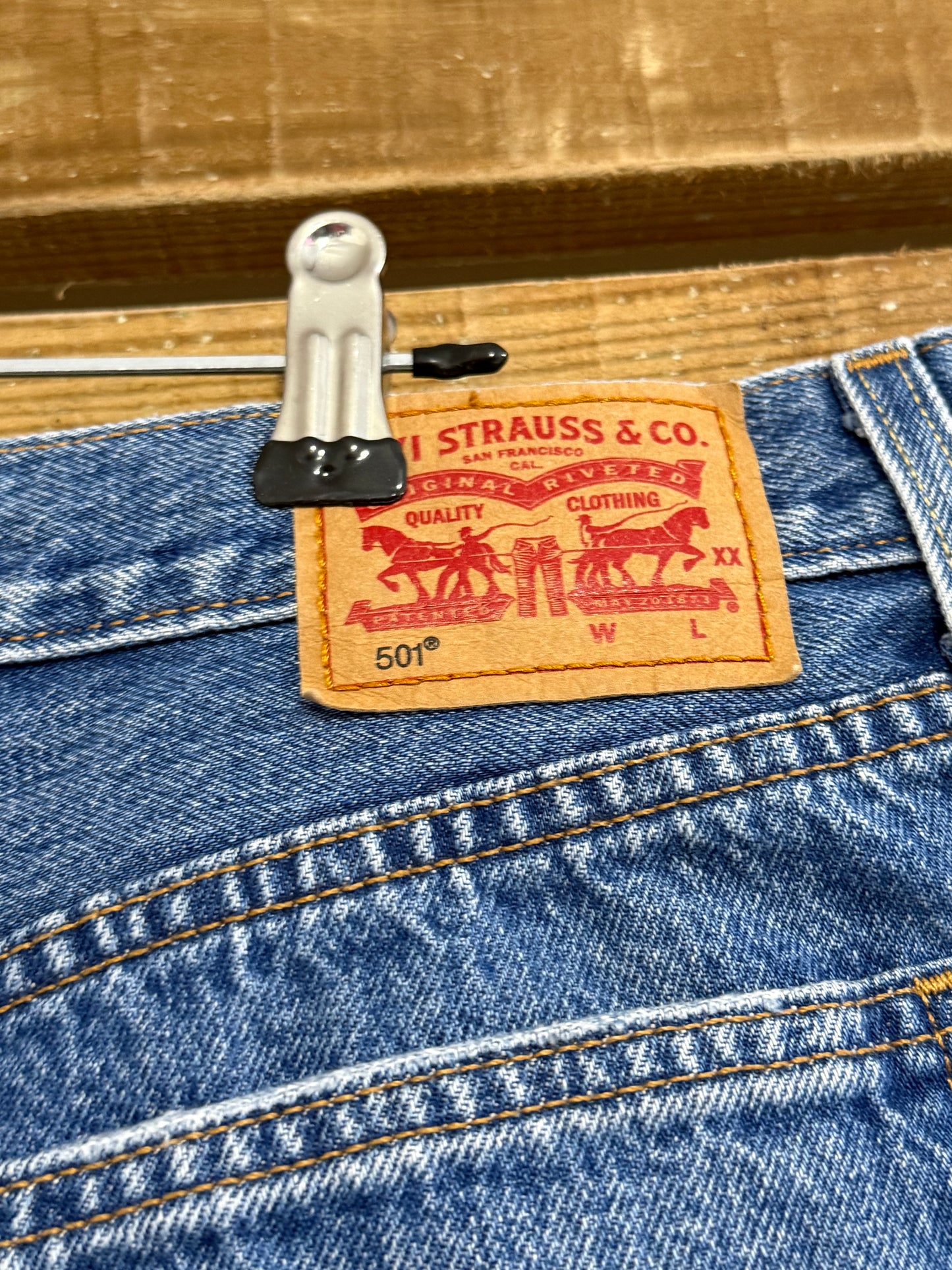Vintage 90s Levi’s 501 Cut Off Denim Shorts. 31” waist, UK10-12