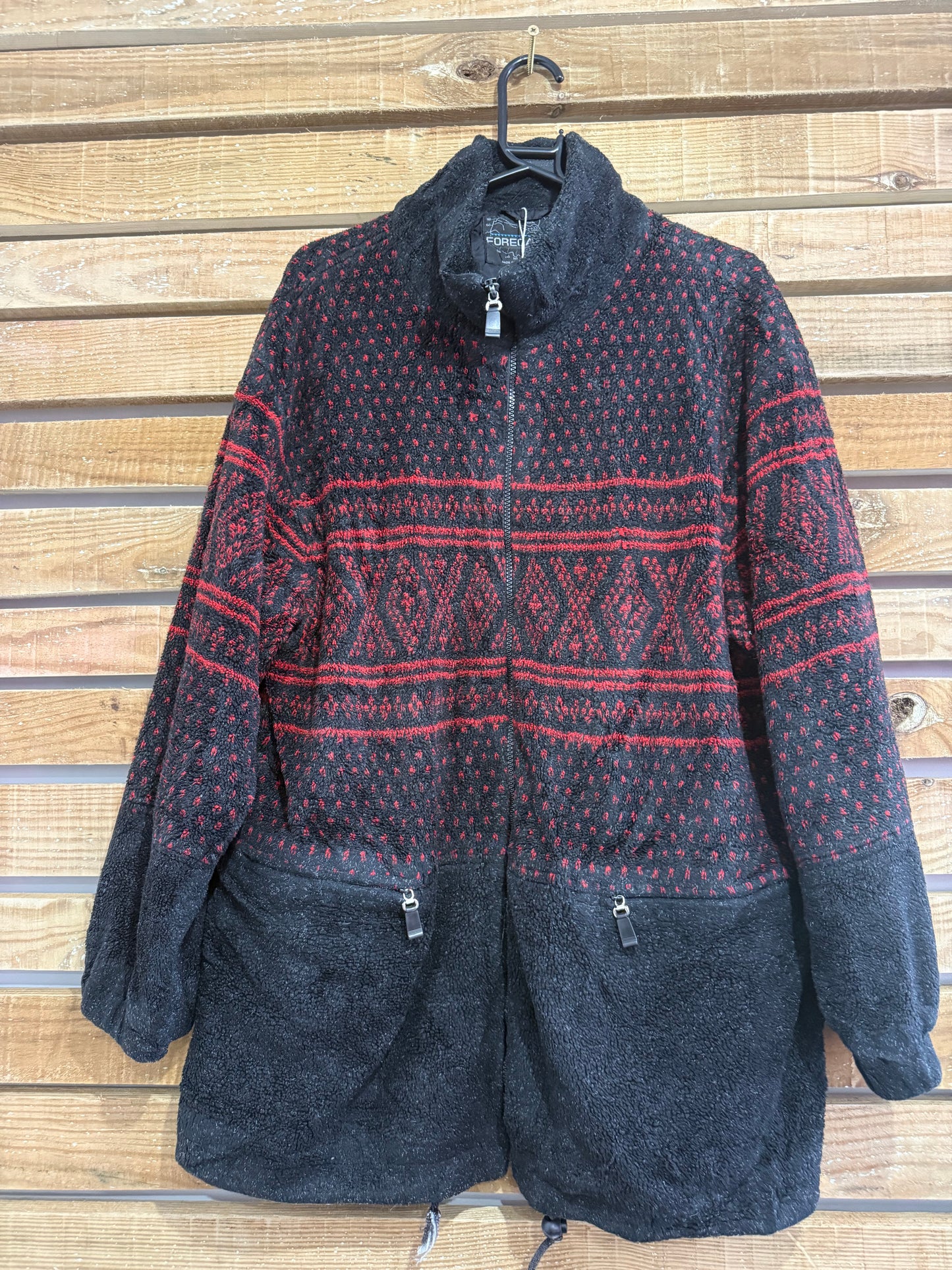 Vintage 90s red and black patterned zip up fleece jacket. Size Large