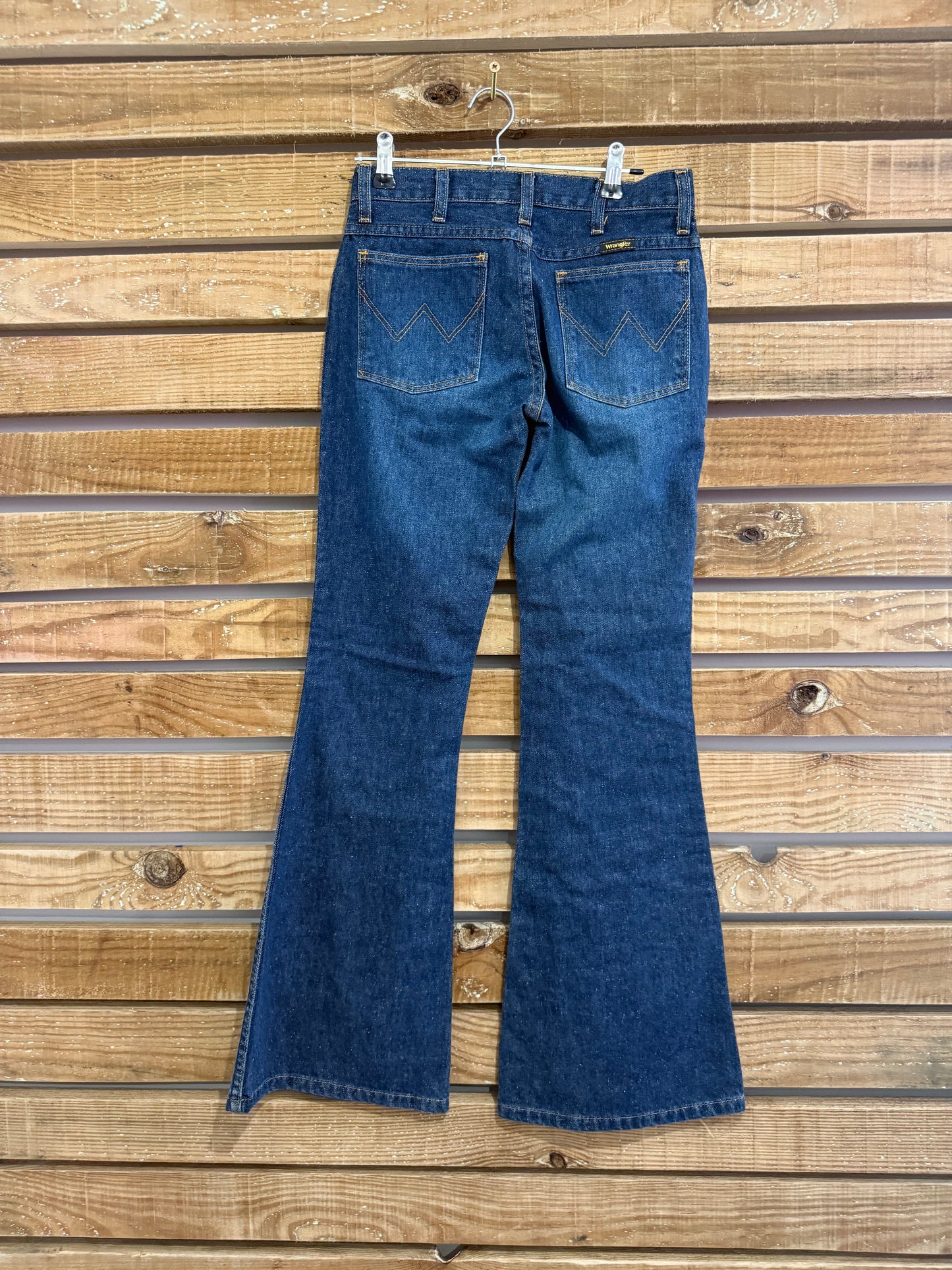 Vintage 90s Wrangler embroidered flared jeans. 70s style. Size UK6, Waist 26”