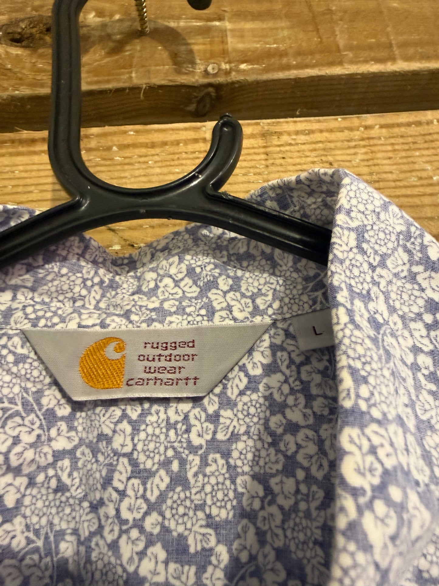 Vintage 90s Carhartt floral print button up shirt. Summer. Size Large.