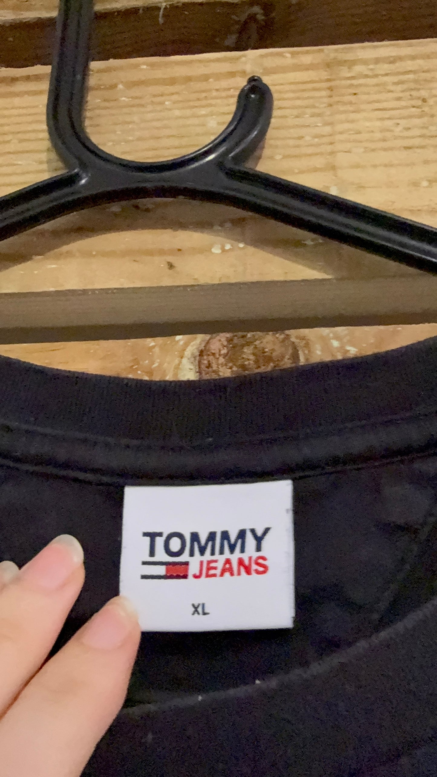 Vintage Y2K Tommy Hilfiger spell-out  logo T-shirt. Size XL.