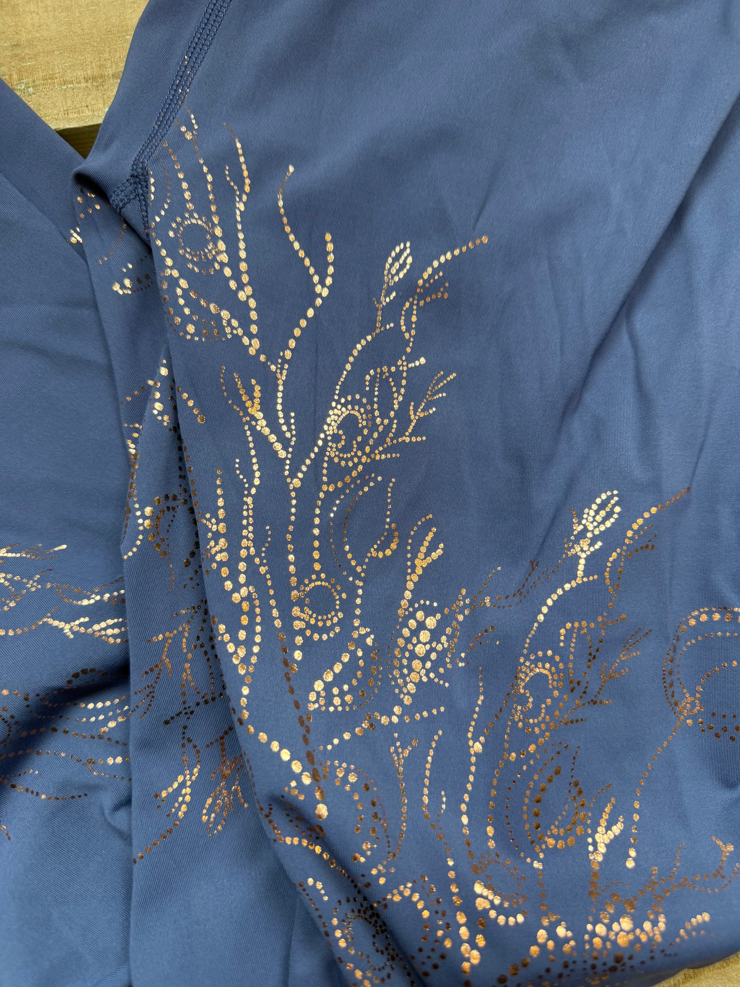 Sweaty Betty full length goddess  leggings. Crown blue, bronze foil. Size medium. Gym/ yoga.