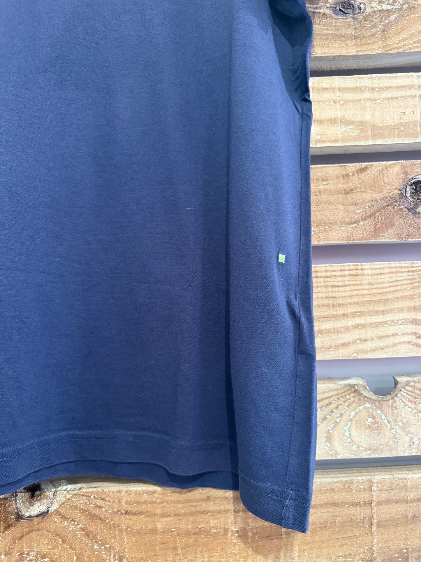 Hugo Boss logo print T-shirt. Cotton. Black. Size Medium.