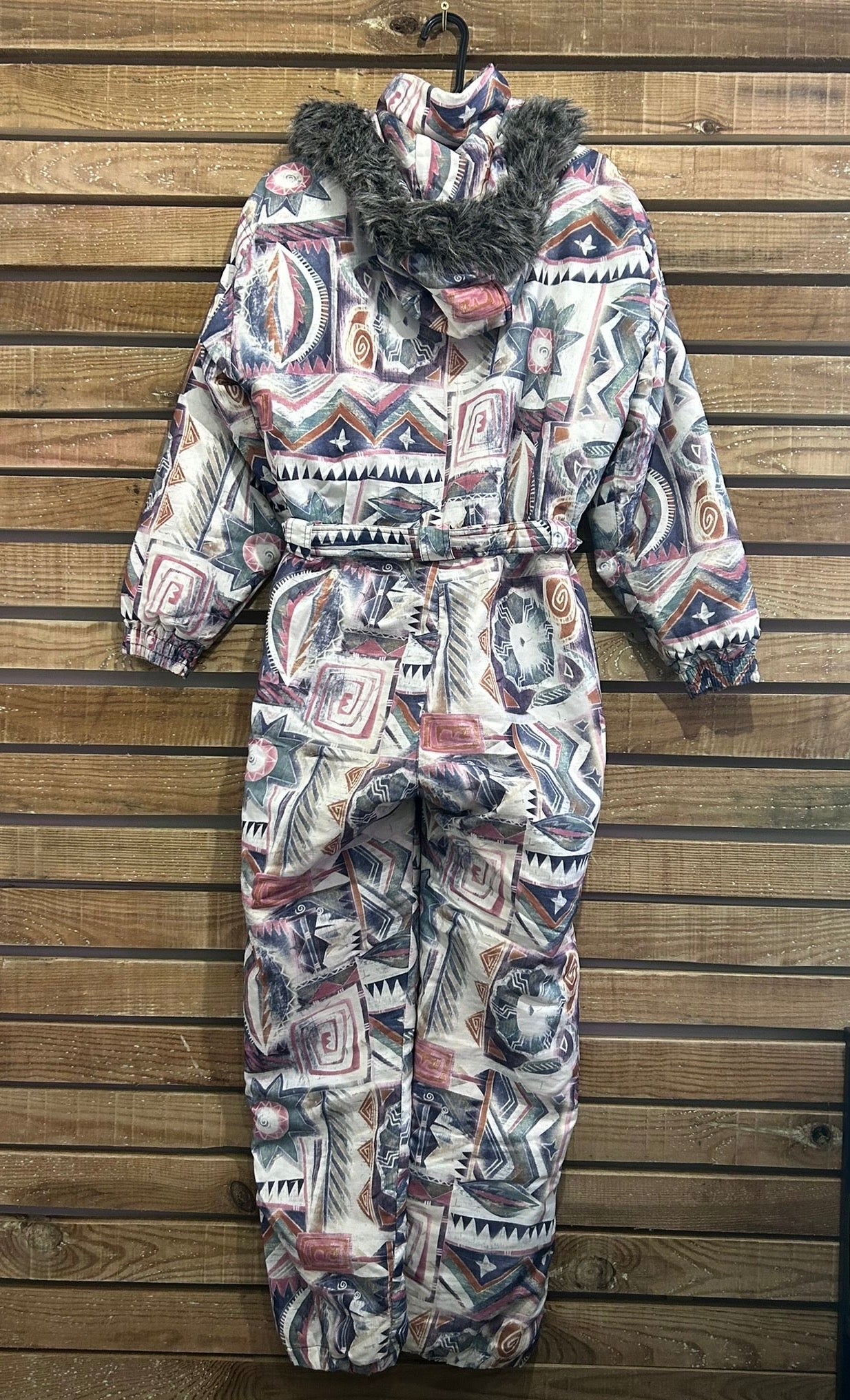 Vintage 90s Luhta snow suit. Ski/ snowboard/ all in 1, jumpsuit. Size 8-10
